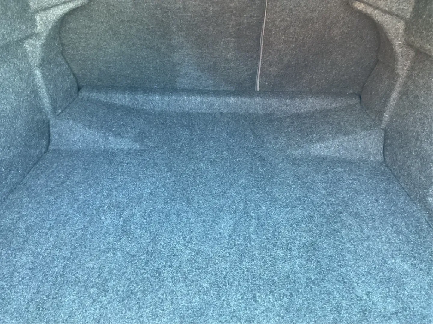 2015 Chevrolet Malibu 1FL (1G11A5SL9FU) with an ECOTEC 2.5L I-4 gasoline direct injection engine, located at 1099 N County Rd 25A , Troy, OH, 45373, (937) 908-9800, 40.057079, -84.212883 - **Discover Your Next Adventure with the 2015 Chevrolet Malibu at Advantage Car and Credit - Troy!**<br /> <br /> Are you in search of a reliable sedan that seamlessly combines style, comfort, and performance for your daily commute? Look no further! The 2015 Chevrolet Malibu 1FL is the perfect vehicl - Photo#12