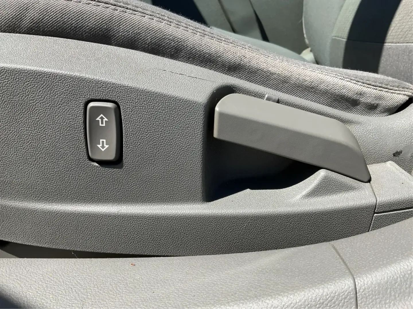 2015 Chevrolet Malibu 1FL (1G11A5SL9FU) with an ECOTEC 2.5L I-4 gasoline direct injection engine, located at 1099 N County Rd 25A , Troy, OH, 45373, (937) 908-9800, 40.057079, -84.212883 - **Discover Your Next Adventure with the 2015 Chevrolet Malibu at Advantage Car and Credit - Troy!**<br /> <br /> Are you in search of a reliable sedan that seamlessly combines style, comfort, and performance for your daily commute? Look no further! The 2015 Chevrolet Malibu 1FL is the perfect vehicl - Photo#18