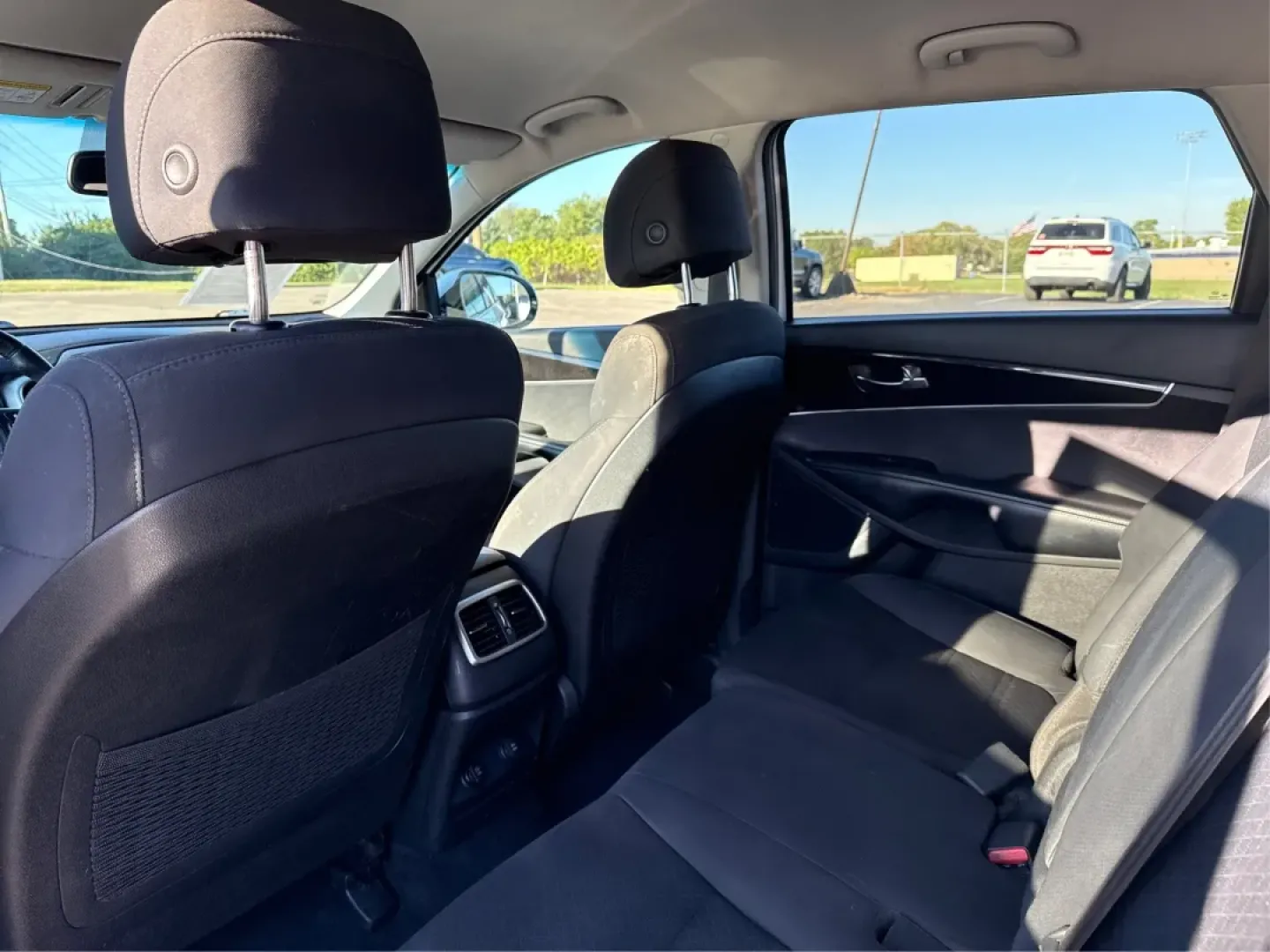 2017 Kia Sorento 2.4L LX (5XYPG4A34HG) with an 2.4L I-4 gasoline direct injection engine, located at 1099 N County Rd 25A , Troy, OH, 45373, (937) 908-9800, 40.057079, -84.212883 - ### Experience Adventure with the 2017 Kia Sorento at Advantage Car and Credit - Troy<br /> <br /> If you're seeking a vehicle that can handle both daily commutes and weekend getaways, look no further than the 2017 Kia Sorento! This versatile SUV combines style, comfort, and functionality, making it - Photo#10