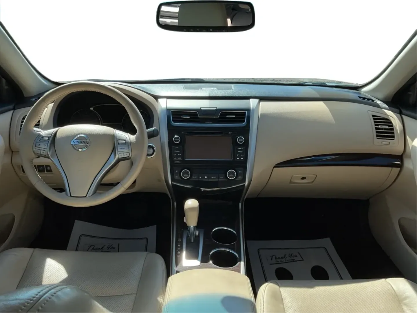 2015 Nissan Altima 2.5 SL (1N4AL3AP7FN) with an 2.5L I-4 DOHC engine, located at 1184 Kauffman Ave, Fairborn, OH, 45324, (937) 908-9800, 39.807072, -84.030914 - **Rev Up Your Lifestyle with the 2015 Nissan Altima 2.5 SL at Advantage Car and Credit!**<br /> <br /> Are you seeking a reliable vehicle that effortlessly merges style, comfort, and performance? Look no further than this stunning 2015 Nissan Altima 2.5 SL, perfect for commuters, families, and weeke - Photo#20