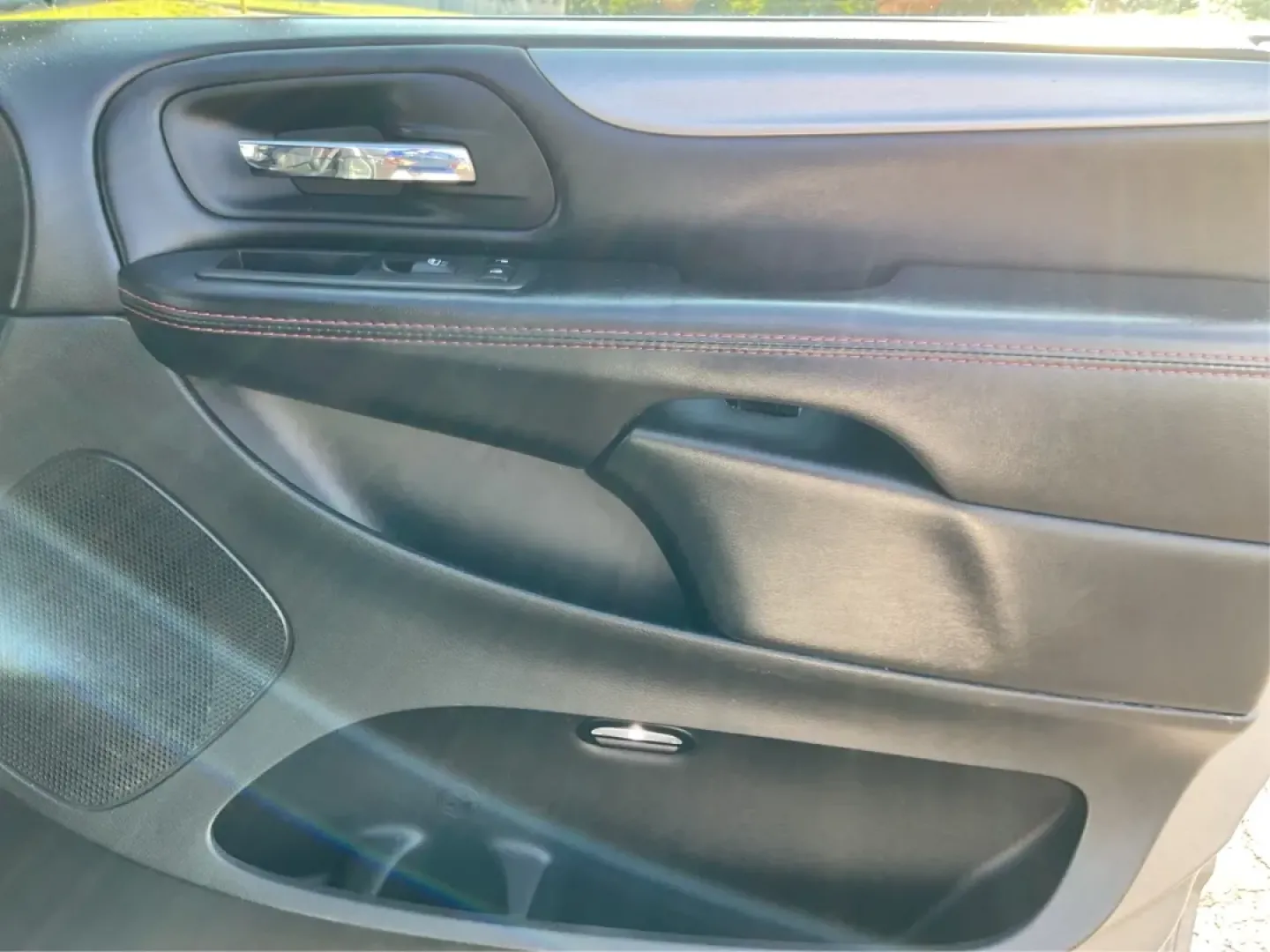 2019 Dodge Grand Caravan GT (2C4RDGEG7KR) with an Pentastar 3.6L V-6 DOHC engine, located at 8750 N County Rd 25A, Piqua, OH, 45356, (937) 908-9800, 40.164391, -84.232513 - Are you searching for the perfect vehicle that can effortlessly fit into your family's busy lifestyle? Look no further! The 2019 Dodge Grand Caravan GT is the ultimate choice for growing families, weekend adventurers, and anyone needing a reliable and spacious ride. With its impressive safety featur - Photo#20