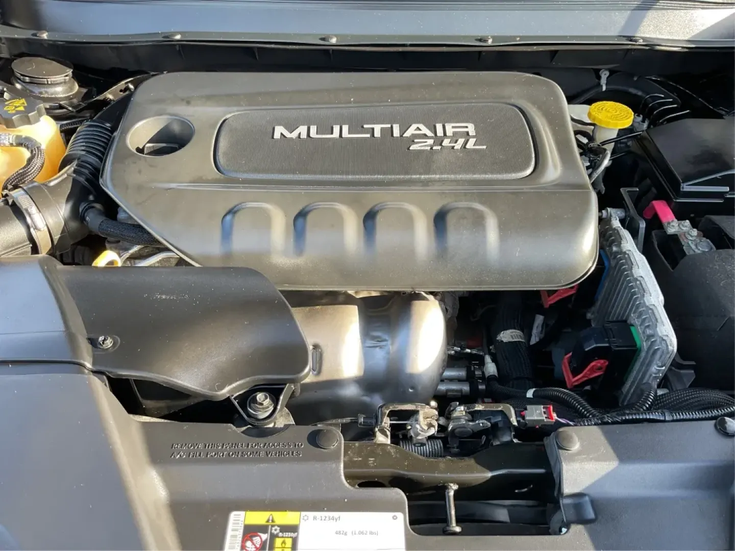 2015 Jeep Cherokee Latitude (1C4PJMCB3FW) with an Other engine, located at 880 E. National Road, Vandalia, OH, 45377, (937) 908-9800, 39.891918, -84.183594 - **Unleash New Adventures with the 2015 Jeep Cherokee Latitude Your Ideal Crossover Awaits!**<br /> <br /> Are you ready to elevate your lifestyle with a vehicle that's as adventurous as you are? Whether you're embarking on weekend getaways, navigating your daily commute, or simply enjoying family o - Photo#11