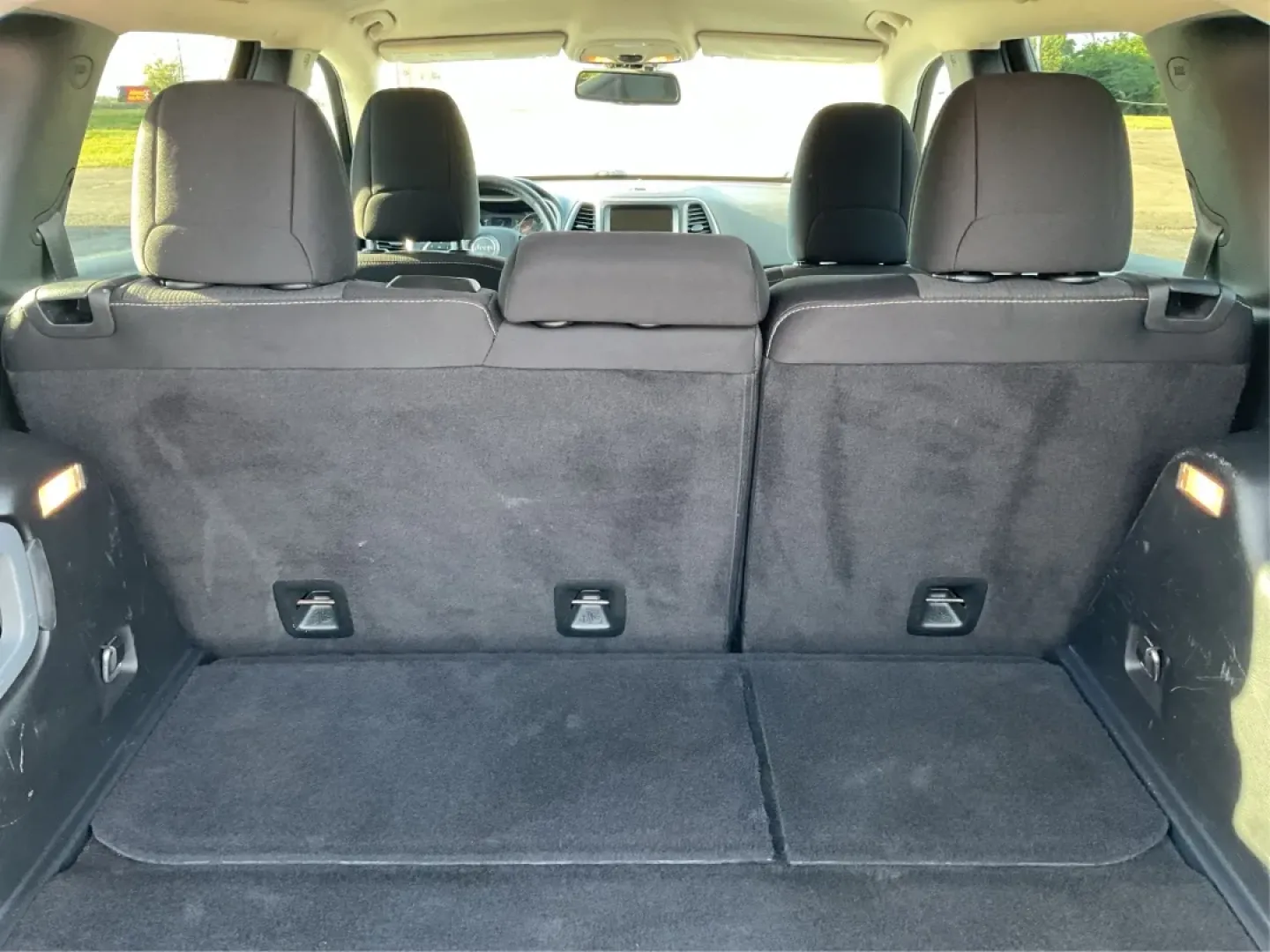 2015 Jeep Cherokee Latitude (1C4PJMCB3FW) with an Other engine, located at 880 E. National Road, Vandalia, OH, 45377, (937) 908-9800, 39.891918, -84.183594 - **Unleash New Adventures with the 2015 Jeep Cherokee Latitude Your Ideal Crossover Awaits!**<br /> <br /> Are you ready to elevate your lifestyle with a vehicle that's as adventurous as you are? Whether you're embarking on weekend getaways, navigating your daily commute, or simply enjoying family o - Photo#12