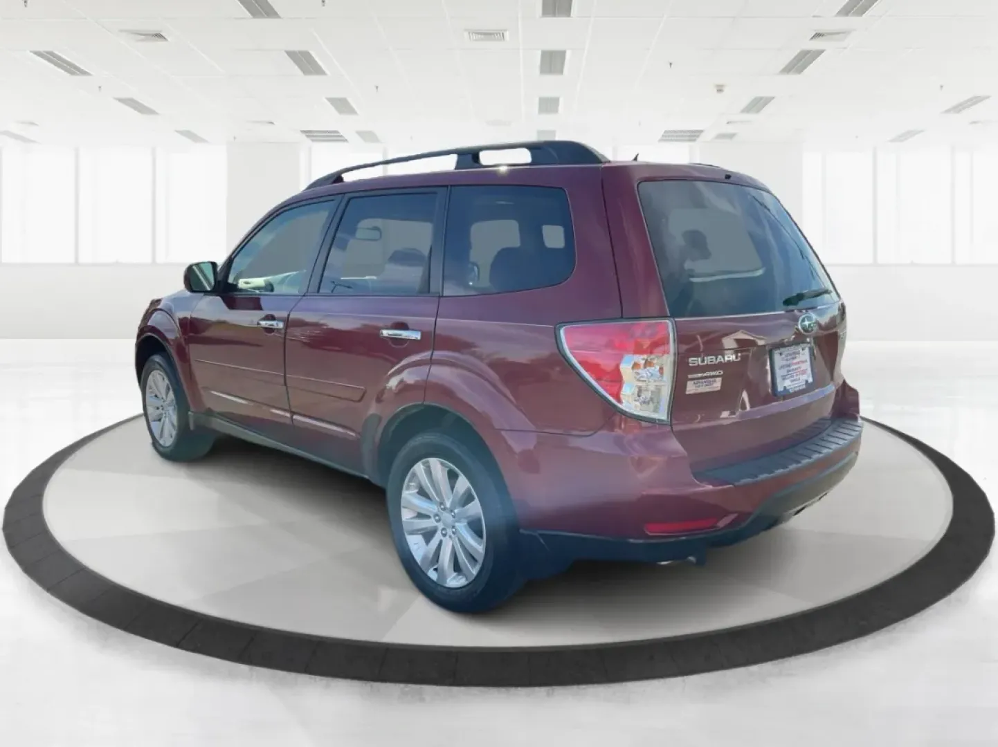 2011 Subaru Forester 2.5X Limited (JF2SHAEC3BH) with an 2.5L H-4 DOHC engine, located at 8750 N County Rd 25A, Piqua, OH, 45356, (937) 908-9800, 40.164391, -84.232513 - **Explore the Outdoors with Confidence in this 2011 Subaru Forester at Advantage Car and Credit - Piqua!**<br /> <br /> Are you ready for your next weekend adventure? This 2011 Subaru Forester, with its rugged exterior and exceptional off-road capabilities, is the ideal SUV for those who crave explo - Photo#4