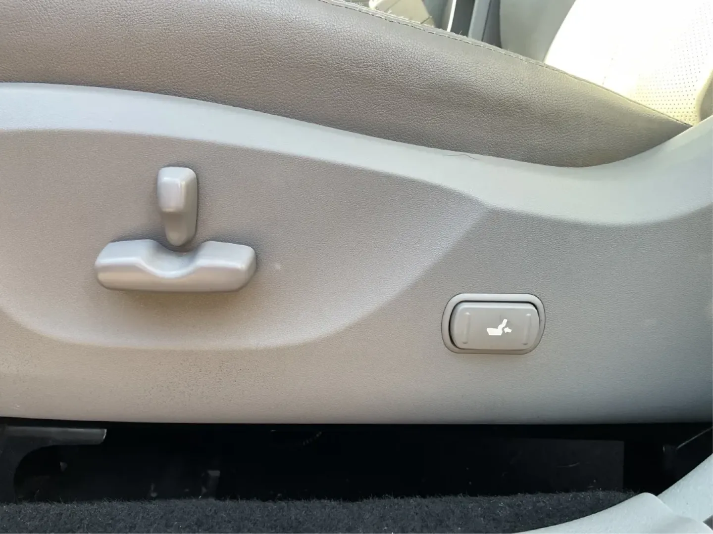 2011 Subaru Forester 2.5X Limited (JF2SHAEC3BH) with an 2.5L H-4 DOHC engine, located at 1099 N County Rd 25A , Troy, OH, 45373, (937) 908-9800, 40.057079, -84.212883 - **Explore the Outdoors with Confidence in this 2011 Subaru Forester at Advantage Car and Credit - Piqua!**<br /> <br /> Are you ready for your next weekend adventure? This 2011 Subaru Forester, with its rugged exterior and exceptional off-road capabilities, is the ideal SUV for those who crave explo - Photo#16