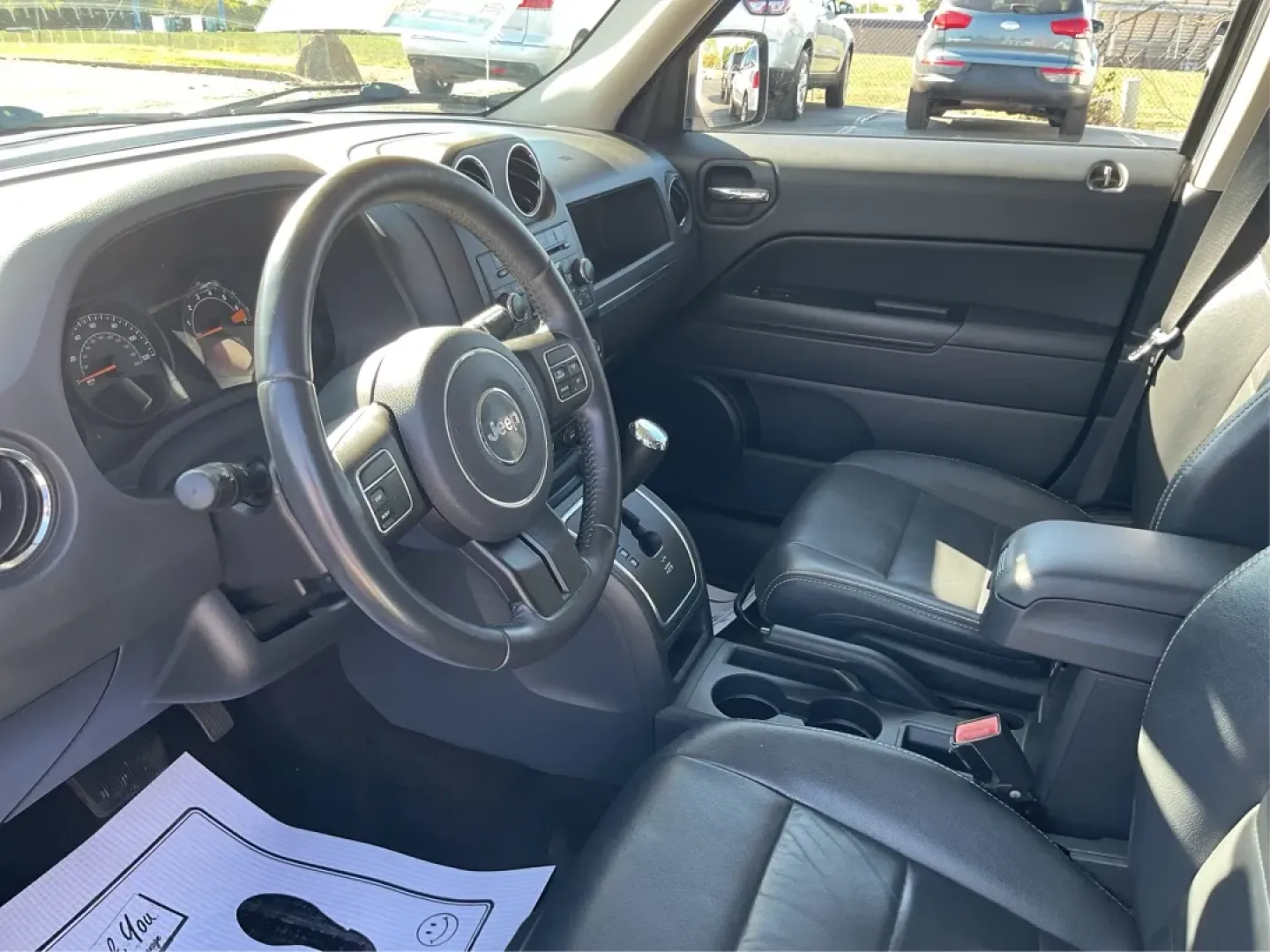 2015 Jeep Patriot High Altitude Edition (1C4NJPFA5FD) with an 2L I-4 DOHC engine, located at 4508 South Dixie Dr, Moraine, OH, 45439, (937) 908-9800, 39.689976, -84.218452 - Discover the perfect blend of adventure and everyday practicality with the 2015 Jeep Patriot High Altitude Edition, now available at Advantage Car and Credit in Moraine, OH! Designed for those who want to conquer both the urban jungle and the great outdoors, this SUV is not just a vehicle; it's a li - Photo#9