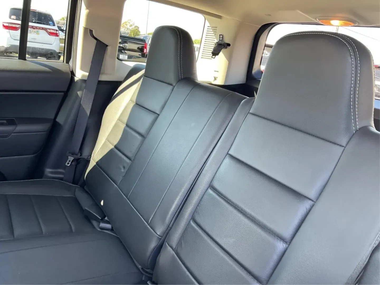 2015 Jeep Patriot High Altitude Edition (1C4NJPFA5FD) with an 2L I-4 DOHC engine, located at 4508 South Dixie Dr, Moraine, OH, 45439, (937) 908-9800, 39.689976, -84.218452 - Discover the perfect blend of adventure and everyday practicality with the 2015 Jeep Patriot High Altitude Edition, now available at Advantage Car and Credit in Moraine, OH! Designed for those who want to conquer both the urban jungle and the great outdoors, this SUV is not just a vehicle; it's a li - Photo#10