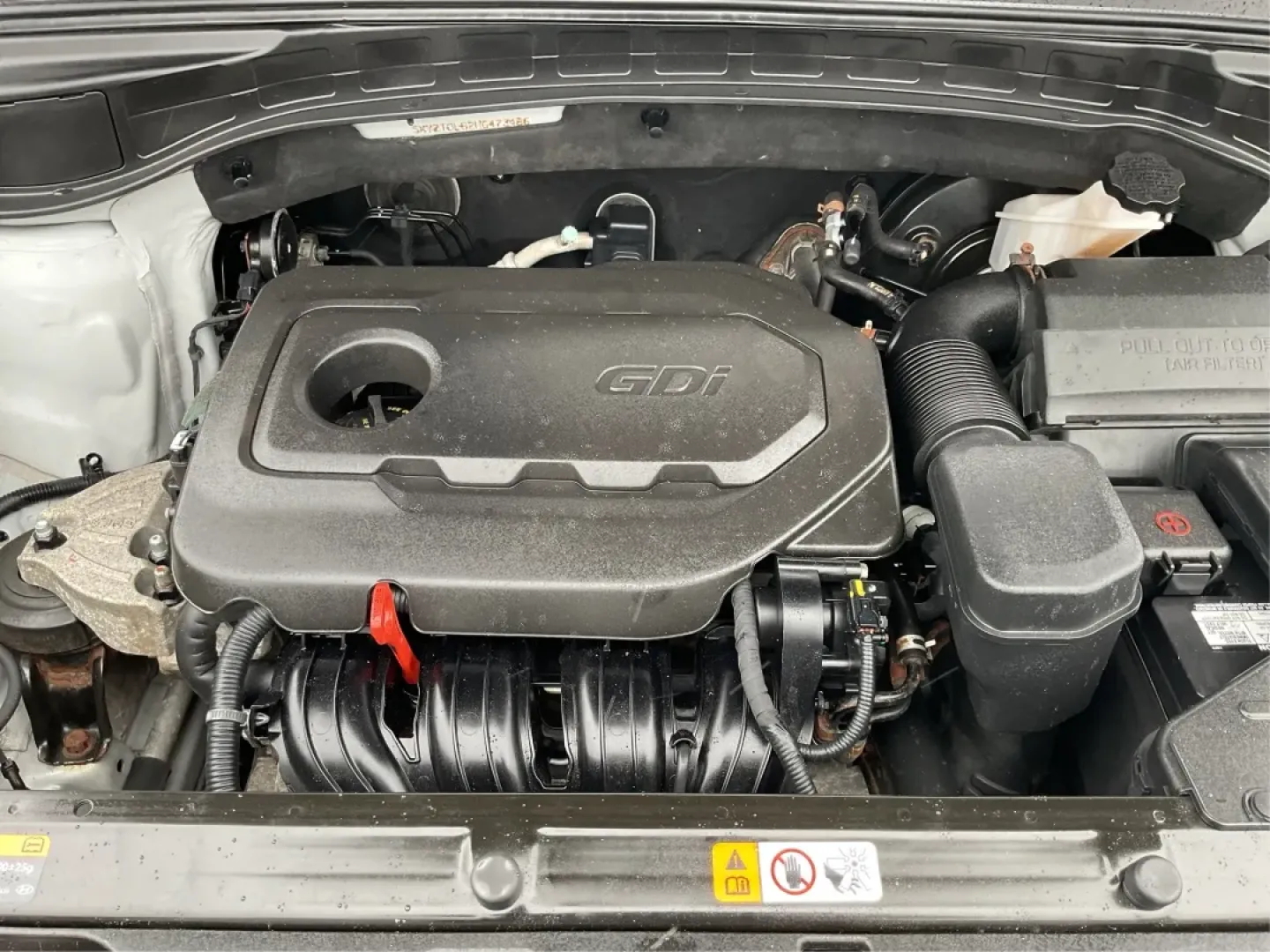 2017 Hyundai Santa Fe 2.4L (5XYZTDLB2HG) with an Theta II 2.4L I-4 gasoline direct injection engine, located at 1184 Kauffman Ave, Fairborn, OH, 45324, (937) 908-9800, 39.807072, -84.030914 - Discover the perfect blend of comfort, capability, and style with the 2017 Hyundai Santa Fe, now available at Advantage Car and Credit, located at 1184 Kauffman Ave, Fairborn, OH 45324. This versatile SUV is an excellent choice for growing families, weekend adventurers, or budget-conscious buyers lo - Photo#11