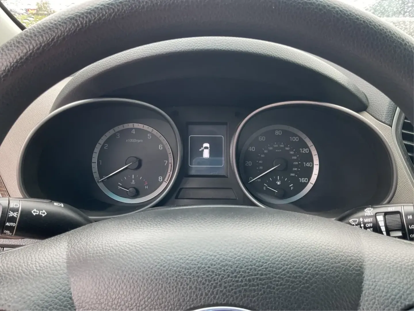 2017 Hyundai Santa Fe 2.4L (5XYZTDLB2HG) with an Theta II 2.4L I-4 gasoline direct injection engine, located at 1184 Kauffman Ave, Fairborn, OH, 45324, (937) 908-9800, 39.807072, -84.030914 - Discover the perfect blend of comfort, capability, and style with the 2017 Hyundai Santa Fe, now available at Advantage Car and Credit, located at 1184 Kauffman Ave, Fairborn, OH 45324. This versatile SUV is an excellent choice for growing families, weekend adventurers, or budget-conscious buyers lo - Photo#15