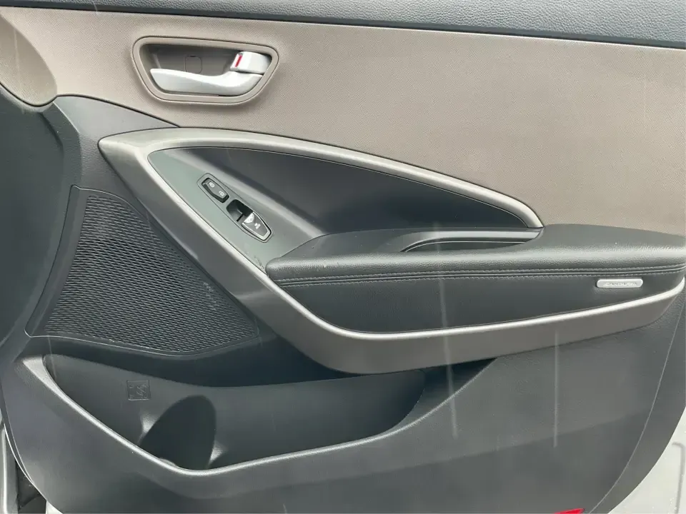 2017 Hyundai Santa Fe 2.4L (5XYZTDLB2HG) with an Theta II 2.4L I-4 gasoline direct injection engine, 6A transmission, located at 8750 N County Rd 25A, Piqua, OH, 45356, (937) 908-9800, 40.164391, -84.232513 - Discover the perfect blend of comfort, capability, and style with the 2017 Hyundai Santa Fe, now available at Advantage Car and Credit, located at 1184 Kauffman Ave, Fairborn, OH 45324. This versatile SUV is an excellent choice for growing families, weekend adventurers, or budget-conscious buyers lo - Photo#18