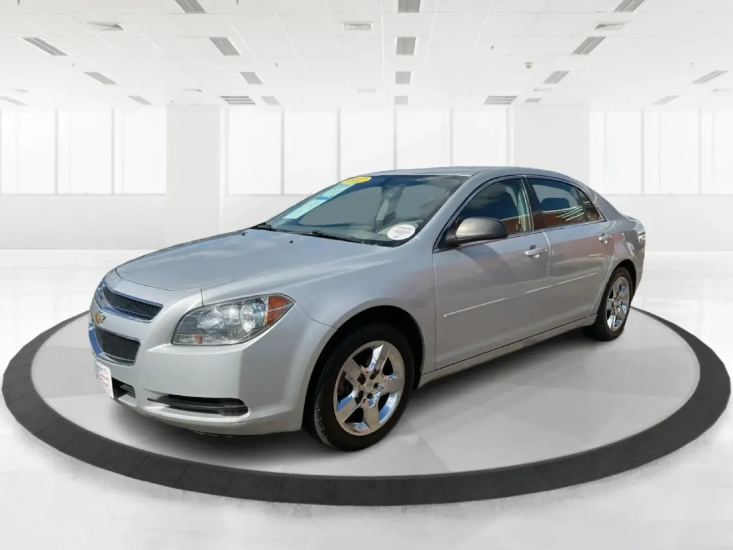 2012 Chevrolet Malibu LS (1G1ZB5E00CF) with an Ecotec 2.4L I-4 DOHC engine, located at 401 Woodman Dr, Riverside, OH, 45431, (937) 908-9800, 39.760899, -84.123421 - Looking for a reliable vehicle that fits seamlessly into your daily life? Look no further! The 2012 Chevrolet Malibu LS is the ultimate sedan for commuters, busy families, and weekend adventurers alike. With its efficient design and thoughtful features, this car is ready to elevate your driving expe - Photo#8