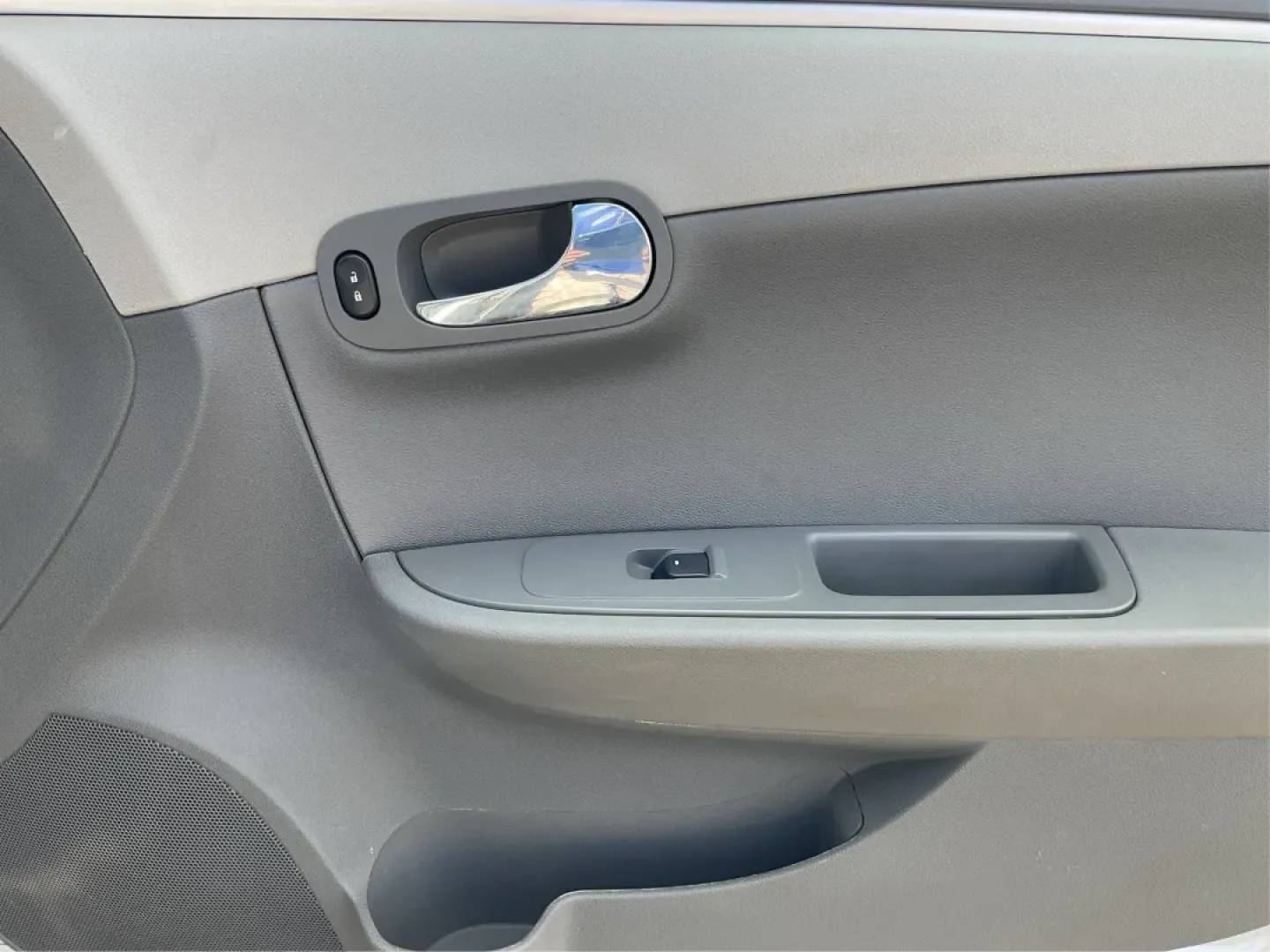 2012 Chevrolet Malibu LS (1G1ZB5E00CF) with an Ecotec 2.4L I-4 DOHC engine, located at 401 Woodman Dr, Riverside, OH, 45431, (937) 908-9800, 39.760899, -84.123421 - Looking for a reliable vehicle that fits seamlessly into your daily life? Look no further! The 2012 Chevrolet Malibu LS is the ultimate sedan for commuters, busy families, and weekend adventurers alike. With its efficient design and thoughtful features, this car is ready to elevate your driving expe - Photo#18