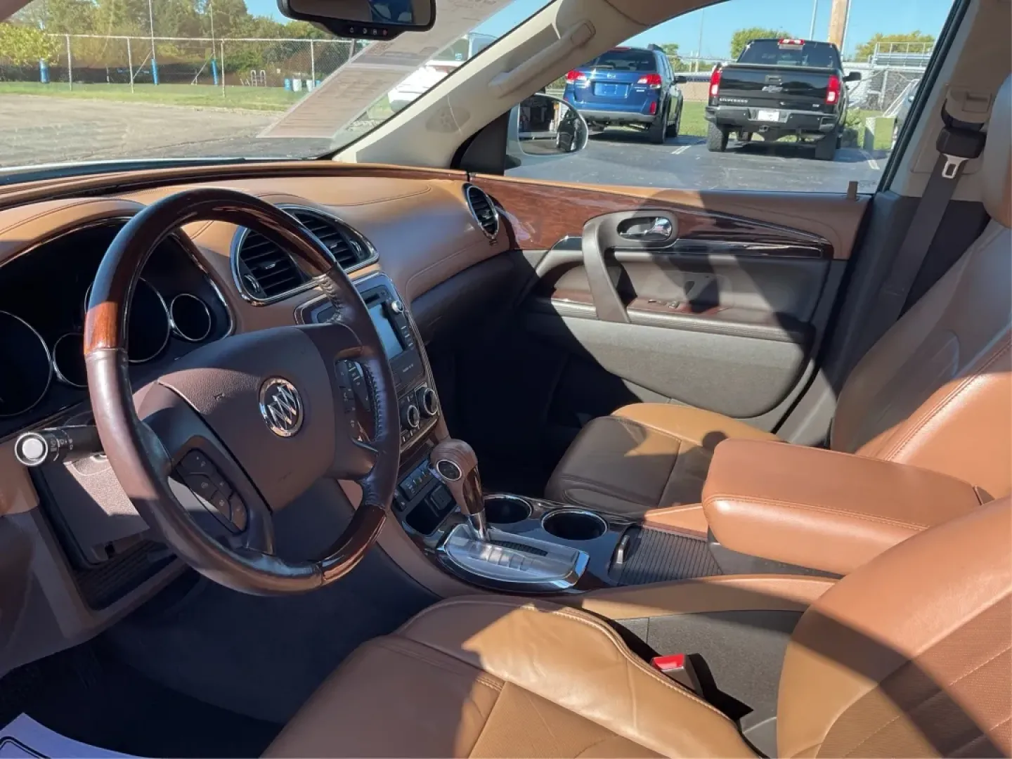 2015 Buick Enclave Leather (5GAKVBKD1FJ) with an 3.6L V-6 gasoline direct injection engine, located at 1099 N County Rd 25A , Troy, OH, 45373, (937) 908-9800, 40.057079, -84.212883 - Experience the thrill of weekend adventures and family road trips with the 2015 Buick Enclave, now available at Advantage Car and Credit - Troy. This exceptional SUV, located at 1099 N County Rd 25A, Troy, OH 45373, is designed to meet the needs of growing families and those who love to explore the - Photo#9