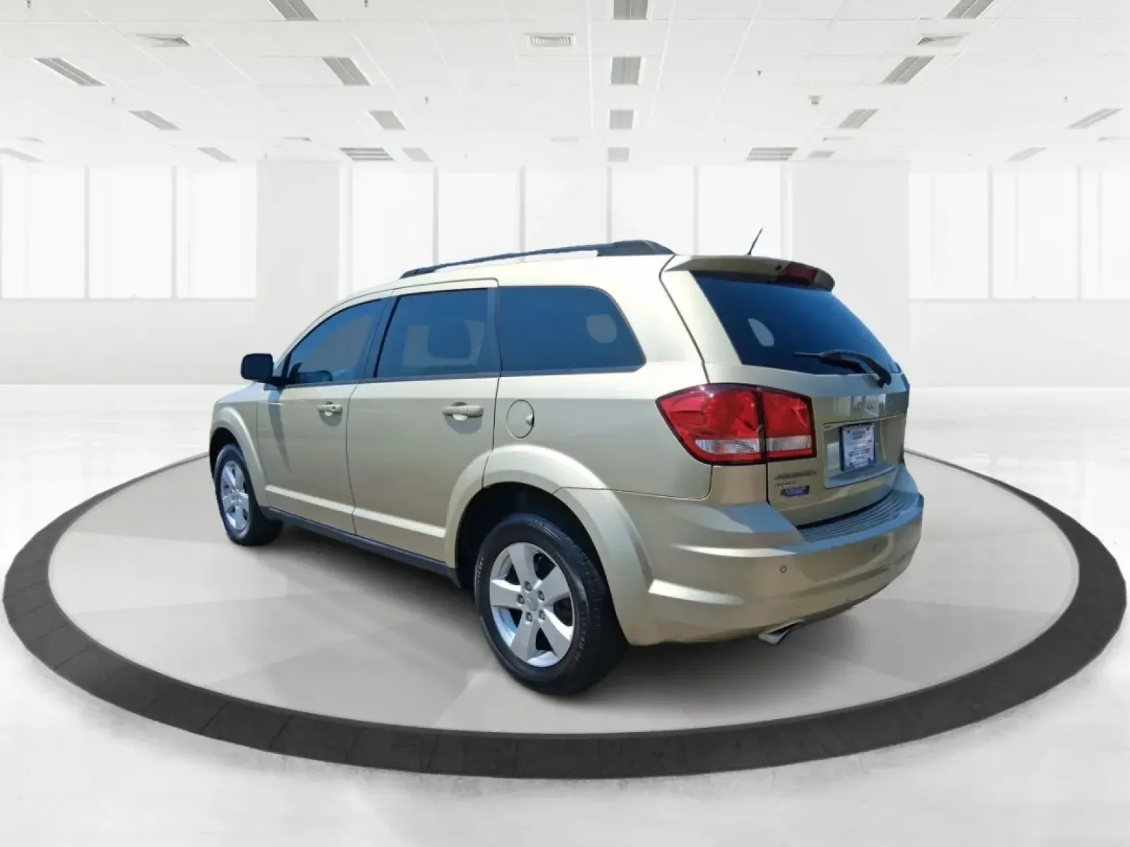 2011 Dodge Journey Mainstreet (3D4PG1FG9BT) with an 3.6L V6 DOHC 24V engine, 6-Speed Automatic transmission, located at 4508 South Dixie Dr, Moraine, OH, 45439, (937) 908-9800, 39.689976, -84.218452 - Are you in search of a versatile SUV that fits seamlessly into your active lifestyle? Look no further than this 2011 Dodge Journey Mainstreet, available now at Advantage Car and Credit - Moraine, located at 4508 South Dixie Dr, Moraine, OH 45439. This spacious and well-equipped SUV is not just a veh - Photo#4