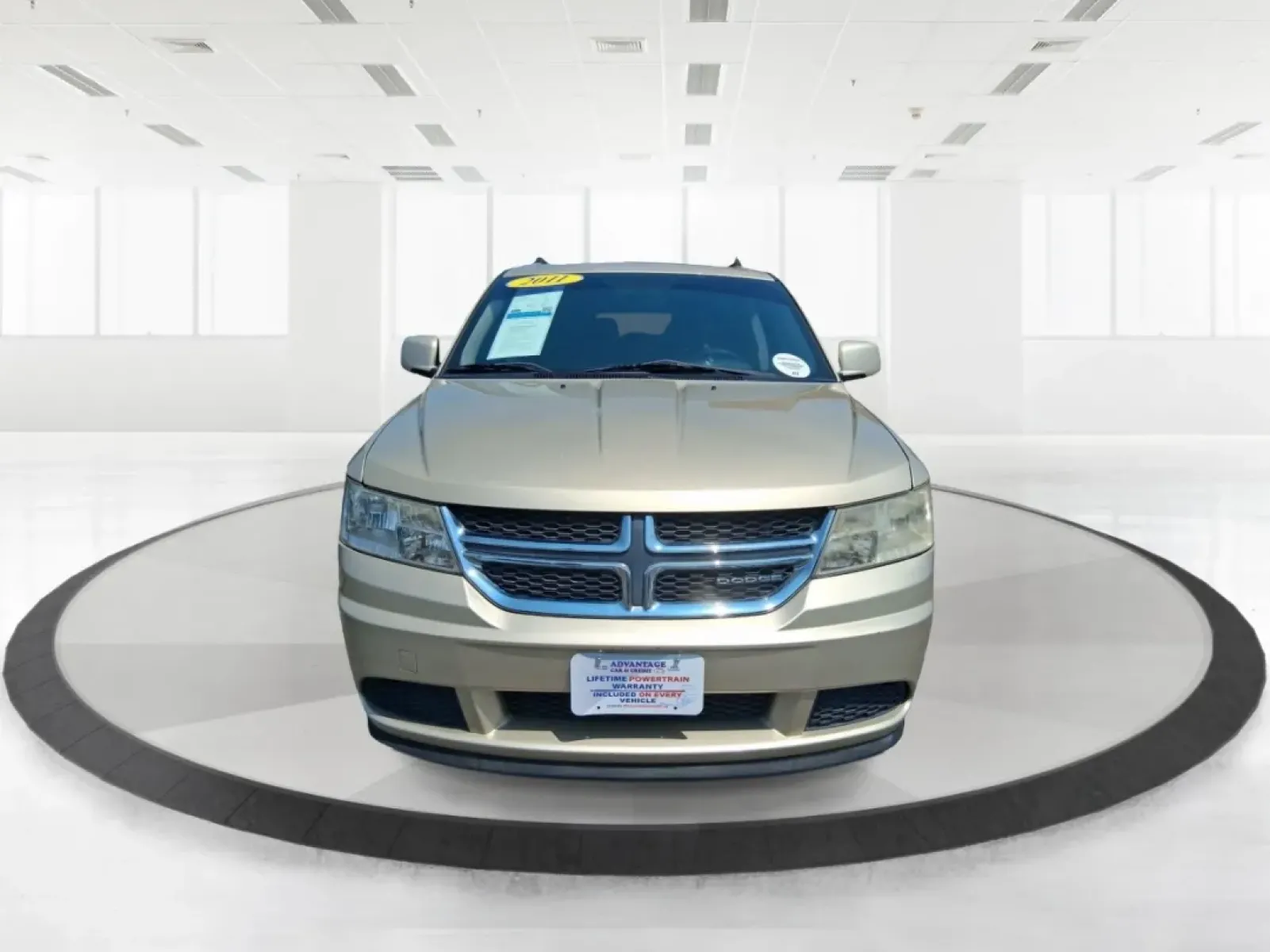 2011 Dodge Journey Mainstreet (3D4PG1FG9BT) with an 3.6L V6 DOHC 24V engine, 6-Speed Automatic transmission, located at 4508 South Dixie Dr, Moraine, OH, 45439, (937) 908-9800, 39.689976, -84.218452 - Are you in search of a versatile SUV that fits seamlessly into your active lifestyle? Look no further than this 2011 Dodge Journey Mainstreet, available now at Advantage Car and Credit - Moraine, located at 4508 South Dixie Dr, Moraine, OH 45439. This spacious and well-equipped SUV is not just a veh - Photo#7