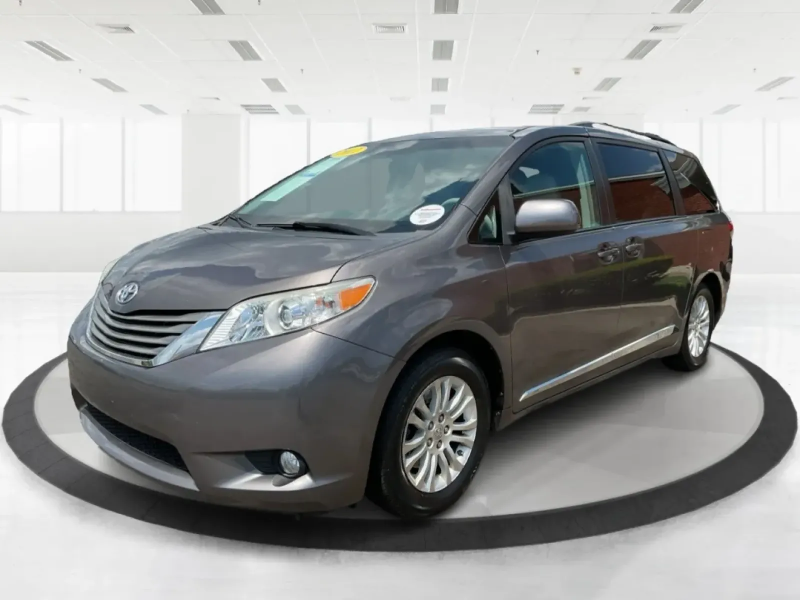2012 Toyota Sienna XLE V6 8 Passenger (5TDYK3DC7CS) with an 3.5L V-6 DOHC engine, located at 4508 South Dixie Dr, Moraine, OH, 45439, (937) 908-9800, 39.689976, -84.218452 - **Unleash Your Family Adventures with the 2012 Toyota Sienna XLE V6!** <br /> <br /> Are you ready to elevate your family's travel experiences? The 2012 Toyota Sienna XLE V6 8 Passenger is the perfect blend of comfort, space, and reliability, designed for families who love to explore. Whether you're - Photo#8
