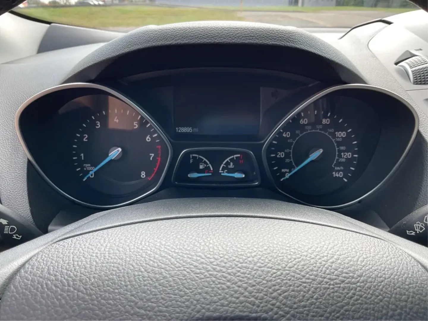 2018 Ford Escape Titanium FWD (1FMCU0J99JU) with an 2.0L L4 DOHC 16V engine, 6-Speed Automatic transmission, located at 1230 East Main St, Xenia, OH, 45385, (937) 908-9800, 39.688026, -83.910172 - Experience the perfect blend of style and practicality with the 2018 Ford Escape Titanium, now available at Advantage Car and Credit in Xenia, OH. This SUV is not just a vehicle; it's your ticket to adventure, whether you're navigating the bustling streets of downtown Xenia or embarking on a weekend - Photo#15