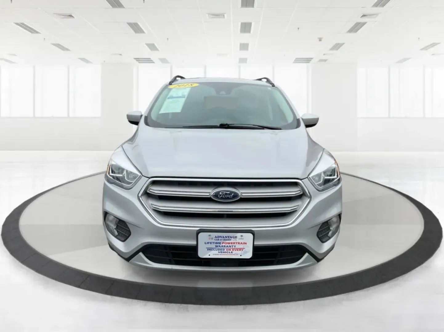 2018 Ford Escape SEL (1FMCU0HD1JU) with an Other engine, located at 1230 East Main St, Xenia, OH, 45385, (937) 908-9800, 39.688026, -83.910172 - **Discover Your Perfect Adventure Companion: 2018 Ford Escape SEL Available at Advantage Car and Credit**<br /> <br /> Are you ready to elevate your family outings or weekend getaways? The 2018 Ford Escape SEL, offered at **Advantage Car and Credit** in **Xenia, OH**, is the ideal vehicle for both u - Photo#7