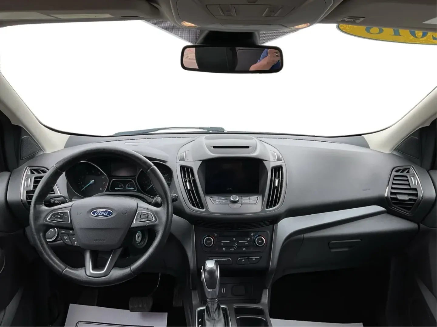 2018 Ford Escape SEL (1FMCU0HD1JU) with an Other engine, located at 1230 East Main St, Xenia, OH, 45385, (937) 908-9800, 39.688026, -83.910172 - **Discover Your Perfect Adventure Companion: 2018 Ford Escape SEL Available at Advantage Car and Credit**<br /> <br /> Are you ready to elevate your family outings or weekend getaways? The 2018 Ford Escape SEL, offered at **Advantage Car and Credit** in **Xenia, OH**, is the ideal vehicle for both u - Photo#21