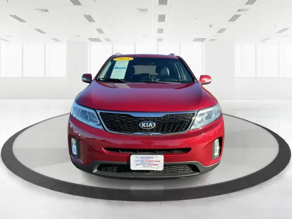 2015 Kia Sorento LX (5XYKTCA66FG) with an 2.4L I-4 gasoline direct injection engine, 6-Speed Automatic transmission, located at 8750 N County Rd 25A, Piqua, OH, 45356, (937) 908-9800, 40.164391, -84.232513 - **Adventure Awaits with the 2015 Kia Sorento LX from Advantage Car and Credit!**<br /> <br /> Are you ready to elevate your family outings or embark on unforgettable weekend adventures? Look no further than this stunning **2015 Kia Sorento LX**! With its striking Remington Red Metallic exterior and - Photo#7