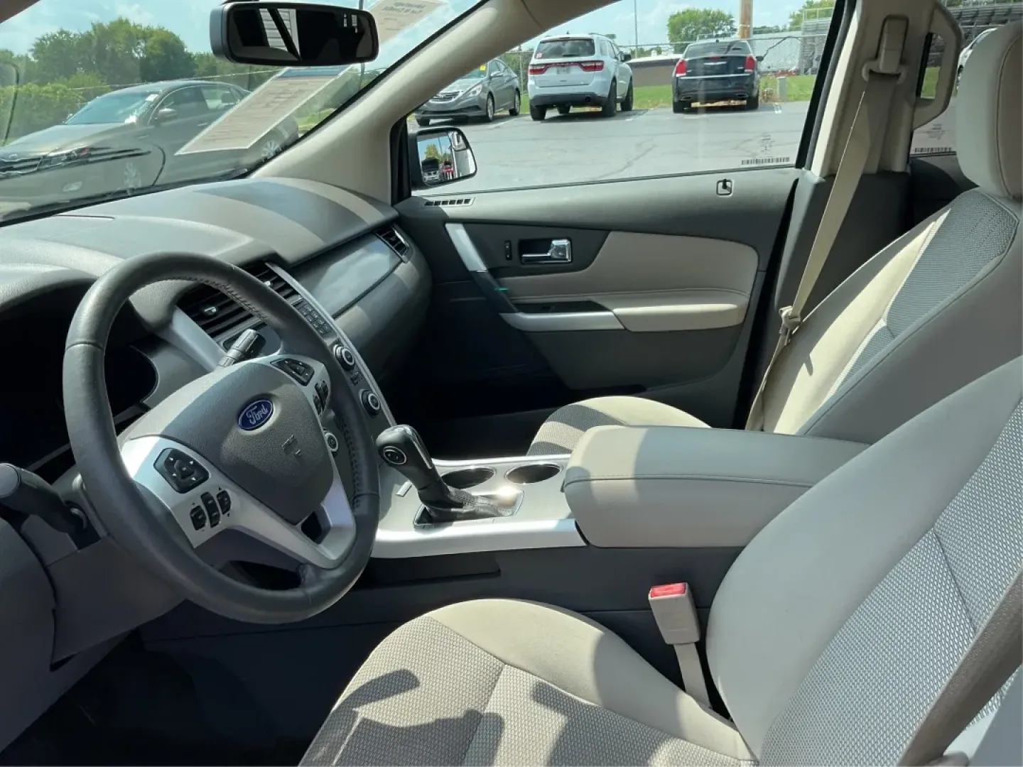 2013 Ford Edge SEL (2FMDK3JC0DB) with an Other engine, located at 1184 Kauffman Ave, Fairborn, OH, 45324, (937) 908-9800, 39.807072, -84.030914 - **Explore New Horizons with the 2013 Ford Edge SEL Your Adventure Awaits!**<br /> <br /> Are you ready to elevate your daily commute or embark on weekend adventures with friends and family? The 2013 Ford Edge SEL is the versatile SUV that perfectly balances style, comfort, and capability, making it - Photo#9