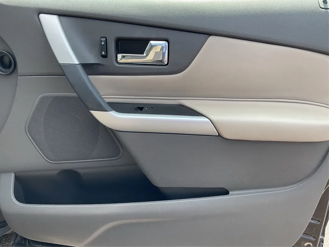 2013 Ford Edge SEL (2FMDK3JC0DB) with an Other engine, located at 401 Woodman Dr, Riverside, OH, 45431, (937) 908-9800, 39.760899, -84.123421 - **Explore New Horizons with the 2013 Ford Edge SEL Your Adventure Awaits!**<br /> <br /> Are you ready to elevate your daily commute or embark on weekend adventures with friends and family? The 2013 Ford Edge SEL is the versatile SUV that perfectly balances style, comfort, and capability, making it - Photo#20