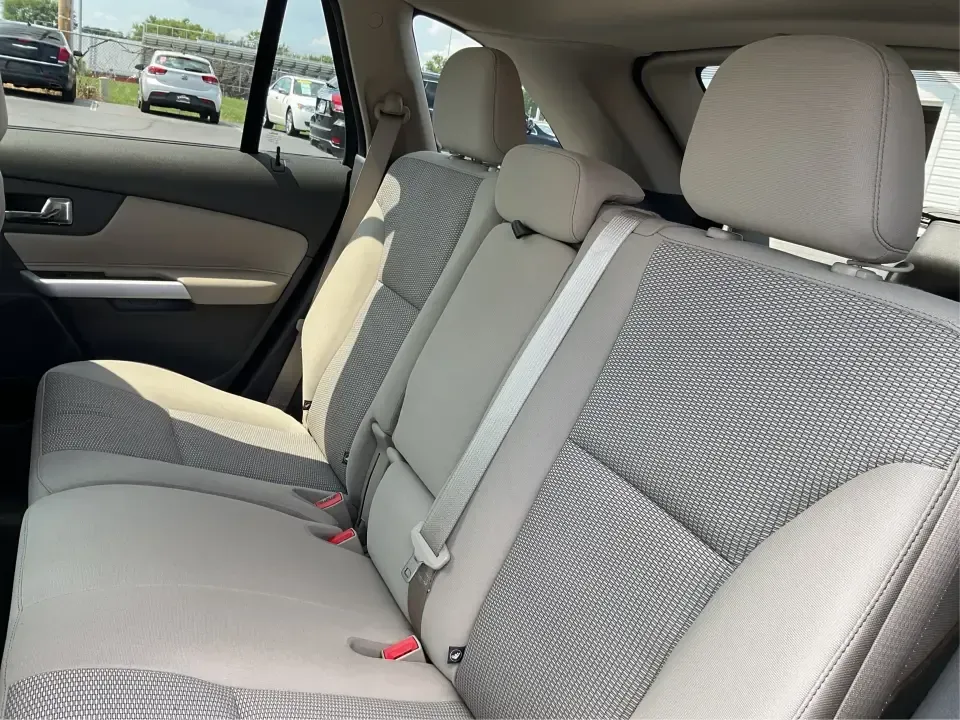 2013 Ford Edge SEL (2FMDK3JC0DB) with an 3.5L V6 DOHC 24V engine, 6-Speed Automatic transmission, located at 1951 S Dayton Lakeview Rd., New Carlisle, OH, 45344, (937) 908-9800, 39.890999, -84.050255 - **Explore New Horizons with the 2013 Ford Edge SEL Your Adventure Awaits!**<br /> <br /> Are you ready to elevate your daily commute or embark on weekend adventures with friends and family? The 2013 Ford Edge SEL is the versatile SUV that perfectly balances style, comfort, and capability, making it - Photo#10