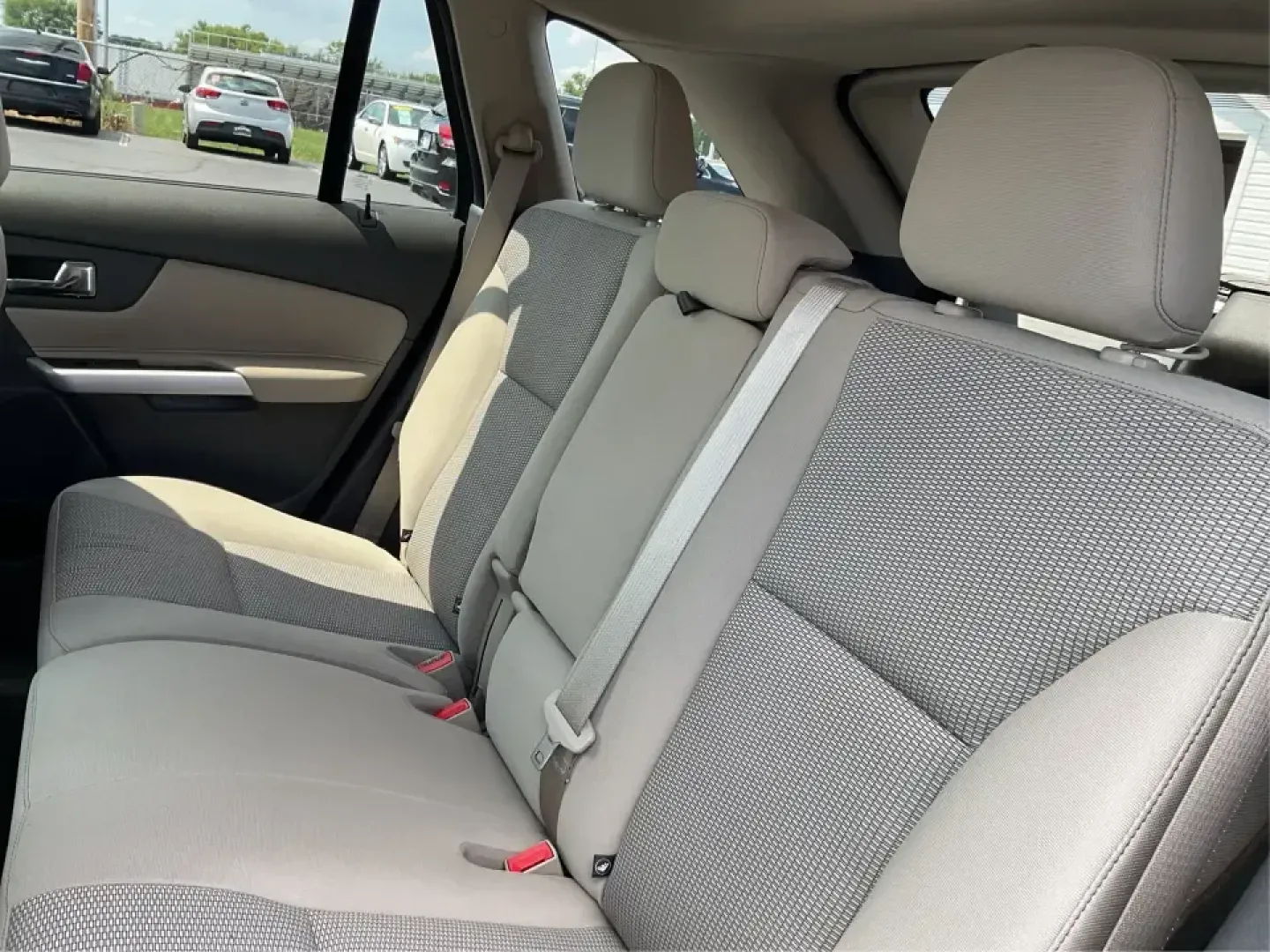 2013 Ford Edge SEL (2FMDK3JC0DB) with an 3.5L V6 DOHC 24V engine, 6-Speed Automatic transmission, located at 880 E. National Road, Vandalia, OH, 45377, (937) 908-9800, 39.891918, -84.183594 - **Explore New Horizons with the 2013 Ford Edge SEL Your Adventure Awaits!**<br /> <br /> Are you ready to elevate your daily commute or embark on weekend adventures with friends and family? The 2013 Ford Edge SEL is the versatile SUV that perfectly balances style, comfort, and capability, making it- Photo#10