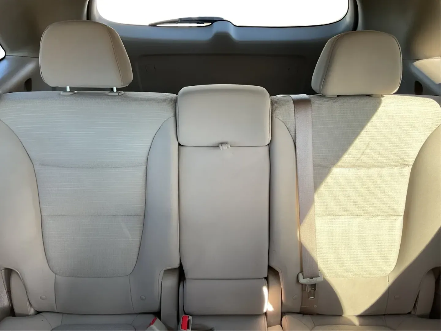 2015 Kia Sorento LX (5XYKTCA66FG) with an 2.4L I-4 gasoline direct injection engine, located at 1230 East Main St, Xenia, OH, 45385, (937) 908-9800, 39.688026, -83.910172 - Are you ready to elevate your family adventures or conquer your daily commutes? The 2015 Kia Sorento LX is the perfect companion for anyone seeking versatility, reliability, and comfort on the road. With ample space for growing families or weekend getaways, this SUV is designed to adapt to your life - Photo#13