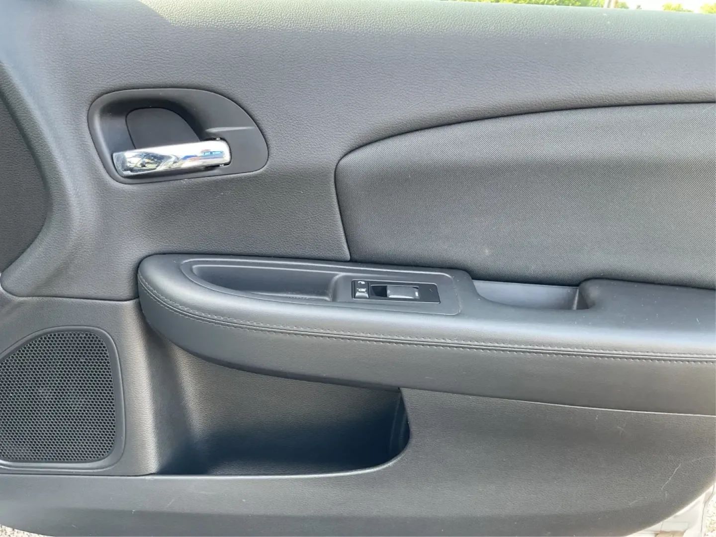 2012 Chrysler 200 Touring (1C3CCBBB6CN) with an Other engine, located at 1184 Kauffman Ave, Fairborn, OH, 45324, (937) 908-9800, 39.807072, -84.030914 - **Discover Your Next Adventure with the 2012 Chrysler 200 Touring at Advantage Car and Credit - Fairborn!**<br /> <br /> Are you searching for the perfect vehicle to elevate your daily commute or family road trips? Look no further! The 2012 Chrysler 200 Touring, available at Advantage Car and Credit - Photo#19