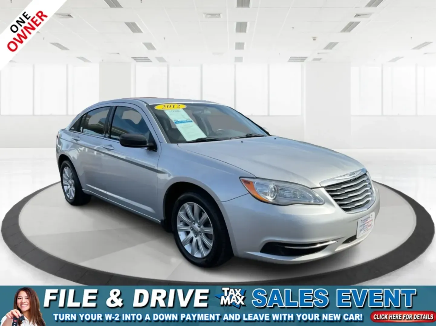 2012 Chrysler 200 Touring (1C3CCBBB6CN) with an Other engine, located at 1184 Kauffman Ave, Fairborn, OH, 45324, (937) 908-9800, 39.807072, -84.030914 - **Discover Your Next Adventure with the 2012 Chrysler 200 Touring at Advantage Car and Credit - Fairborn!**<br /> <br /> Are you searching for the perfect vehicle to elevate your daily commute or family road trips? Look no further! The 2012 Chrysler 200 Touring, available at Advantage Car and Credit - Photo#0