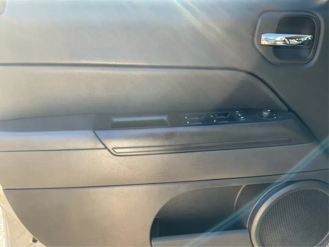 2016 Jeep Patriot Sport SE (1C4NJPBA0GD) with an 2L I-4 DOHC engine, located at 4508 South Dixie Dr, Moraine, OH, 45439, (937) 908-9800, 39.689976, -84.218452 - **Explore Adventure with the 2016 Jeep Patriot Sport SE Your Next Road Trip Awaits!**<br /> <br /> When it comes to memorable road trips or weekend getaways, having the right vehicle can make all the difference. The **2016 Jeep Patriot Sport SE** is designed for those who crave the thrill of advent - Photo#17