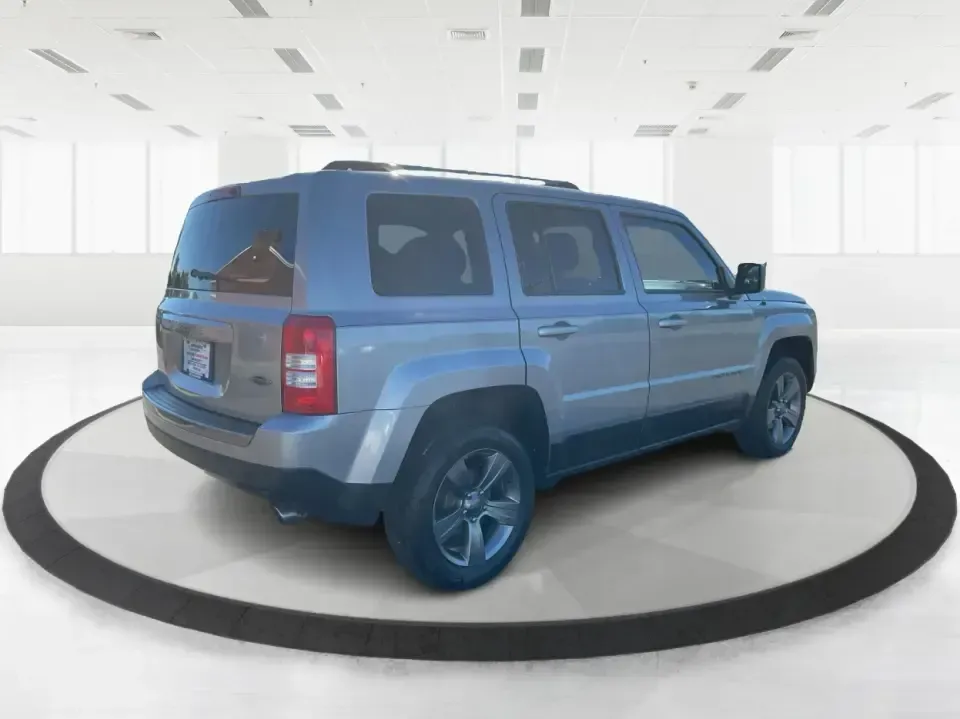 2016 Jeep Patriot Sport SE (1C4NJPBA0GD) with an 2L I-4 DOHC engine, Automatic transmission, located at 4508 South Dixie Dr, Moraine, OH, 45439, (937) 908-9800, 39.689976, -84.218452 - **Explore Adventure with the 2016 Jeep Patriot Sport SE Your Next Road Trip Awaits!**<br /> <br /> When it comes to memorable road trips or weekend getaways, having the right vehicle can make all the difference. The **2016 Jeep Patriot Sport SE** is designed for those who crave the thrill of advent - Photo#2