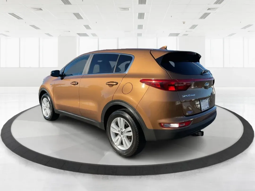 2017 Kia Sportage LX (KNDPMCAC2H7) with an Theta II 2.4L I-4 gasoline direct injection engine, located at 401 Woodman Dr, Riverside, OH, 45431, (937) 908-9800, 39.760899, -84.123421 - **Discover Your Next Adventure with the 2017 Kia Sportage LX at Advantage Car and Credit Riverside!**<br /> <br /> Looking for a reliable vehicle that perfectly balances comfort, style, and performance for your next family road trip or daily commute? The 2017 Kia Sportage LX is more than just a cro - Photo#4