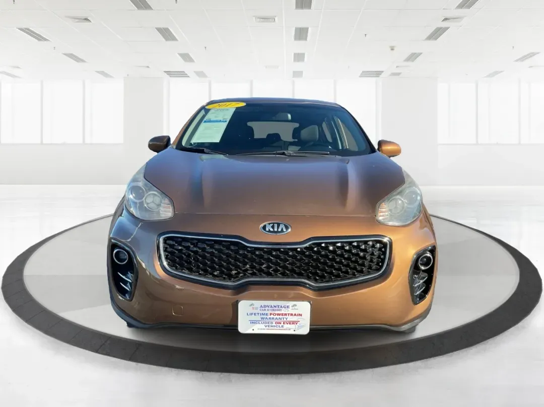 2017 Kia Sportage LX (KNDPMCAC2H7) with an Theta II 2.4L I-4 gasoline direct injection engine, located at 401 Woodman Dr, Riverside, OH, 45431, (937) 908-9800, 39.760899, -84.123421 - **Discover Your Next Adventure with the 2017 Kia Sportage LX at Advantage Car and Credit Riverside!**<br /> <br /> Looking for a reliable vehicle that perfectly balances comfort, style, and performance for your next family road trip or daily commute? The 2017 Kia Sportage LX is more than just a cro - Photo#7