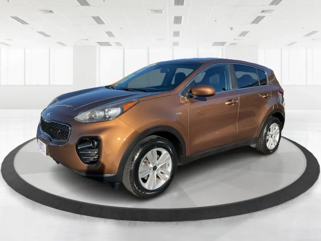 2017 Kia Sportage LX (KNDPMCAC2H7) with an Theta II 2.4L I-4 gasoline direct injection engine, located at 401 Woodman Dr, Riverside, OH, 45431, (937) 908-9800, 39.760899, -84.123421 - **Discover Your Next Adventure with the 2017 Kia Sportage LX at Advantage Car and Credit Riverside!**<br /> <br /> Looking for a reliable vehicle that perfectly balances comfort, style, and performance for your next family road trip or daily commute? The 2017 Kia Sportage LX is more than just a cro - Photo#8