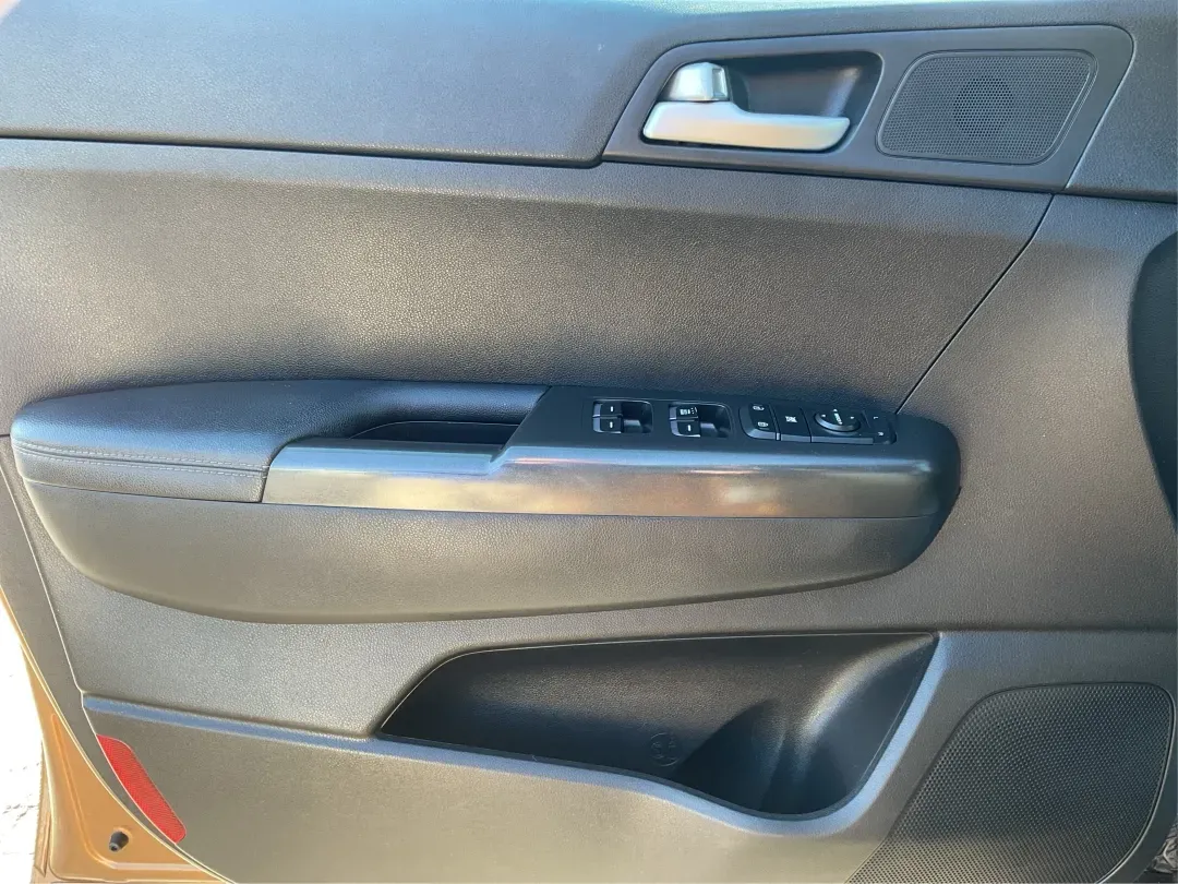 2017 Kia Sportage LX (KNDPMCAC2H7) with an Theta II 2.4L I-4 gasoline direct injection engine, located at 401 Woodman Dr, Riverside, OH, 45431, (937) 908-9800, 39.760899, -84.123421 - **Discover Your Next Adventure with the 2017 Kia Sportage LX at Advantage Car and Credit Riverside!**<br /> <br /> Looking for a reliable vehicle that perfectly balances comfort, style, and performance for your next family road trip or daily commute? The 2017 Kia Sportage LX is more than just a cro - Photo#17