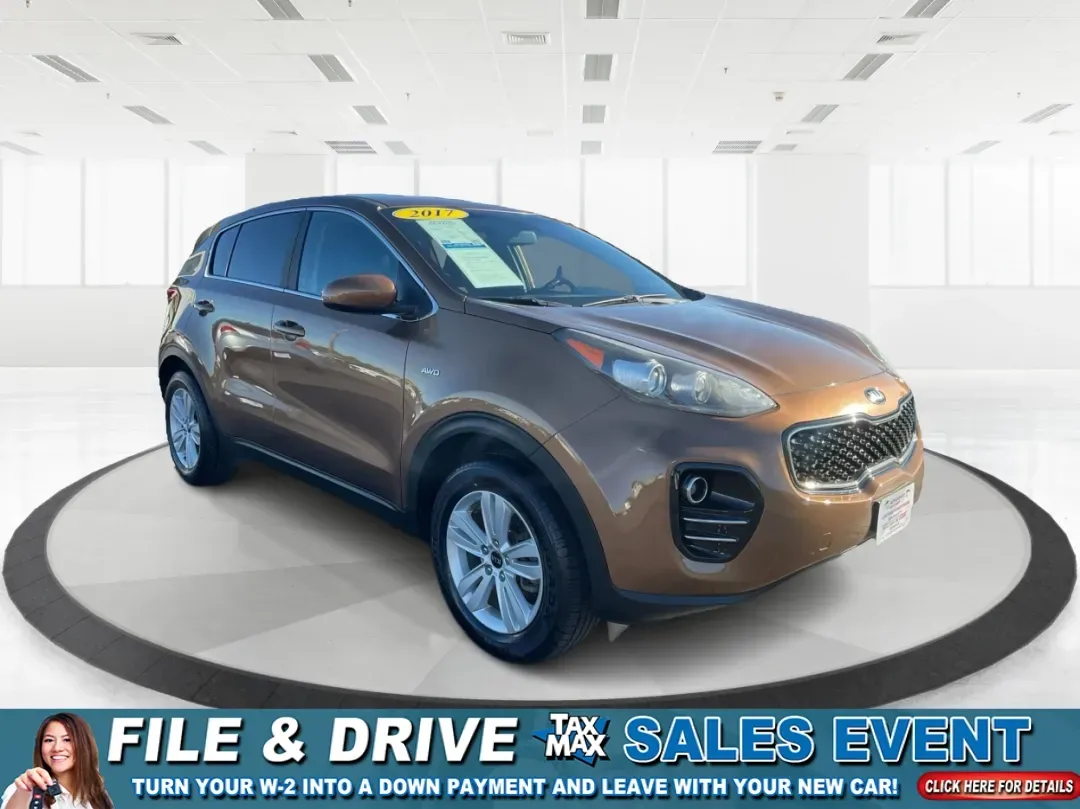 2017 Kia Sportage LX (KNDPMCAC2H7) with an Theta II 2.4L I-4 gasoline direct injection engine, located at 401 Woodman Dr, Riverside, OH, 45431, (937) 908-9800, 39.760899, -84.123421 - **Discover Your Next Adventure with the 2017 Kia Sportage LX at Advantage Car and Credit Riverside!**<br /> <br /> Looking for a reliable vehicle that perfectly balances comfort, style, and performance for your next family road trip or daily commute? The 2017 Kia Sportage LX is more than just a cro - Photo#0