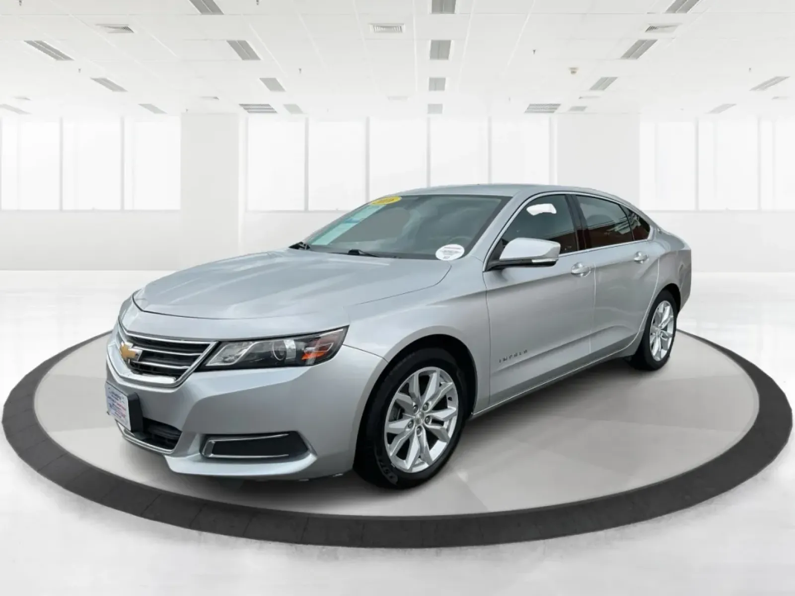 2016 Chevrolet Impala 1LT (2G1105SA4G9) with an Ecotec 2.5L I-4 gasoline direct injection engine, located at 4508 South Dixie Dr, Moraine, OH, 45439, (937) 908-9800, 39.689976, -84.218452 - **Discover Your Ideal Commuter with the 2016 Chevrolet Impala Perfect for Daily Drives or Weekend Getaways!**<br /> <br /> Are you tired of your old ride struggling during your daily commute? Elevate your driving experience with the stylish and reliable 2016 Chevrolet Impala, now available at Advan - Photo#8