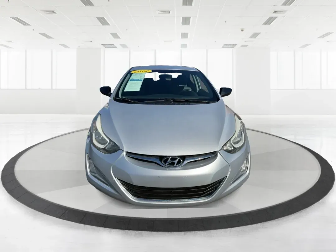 2014 Hyundai Elantra SE (KMHDH4AE8EU) with an Nu 1.8L I-4 DOHC engine, located at 4508 South Dixie Dr, Moraine, OH, 45439, (937) 908-9800, 39.689976, -84.218452 - Experience the freedom of the open road with the perfect blend of comfort and style in this stunning 2014 Hyundai Elantra SE! Whether you're commuting to work, running errands, or embarking on weekend adventures, this sedan is designed to elevate your driving experience. Located at Advantage Car and - Photo#7