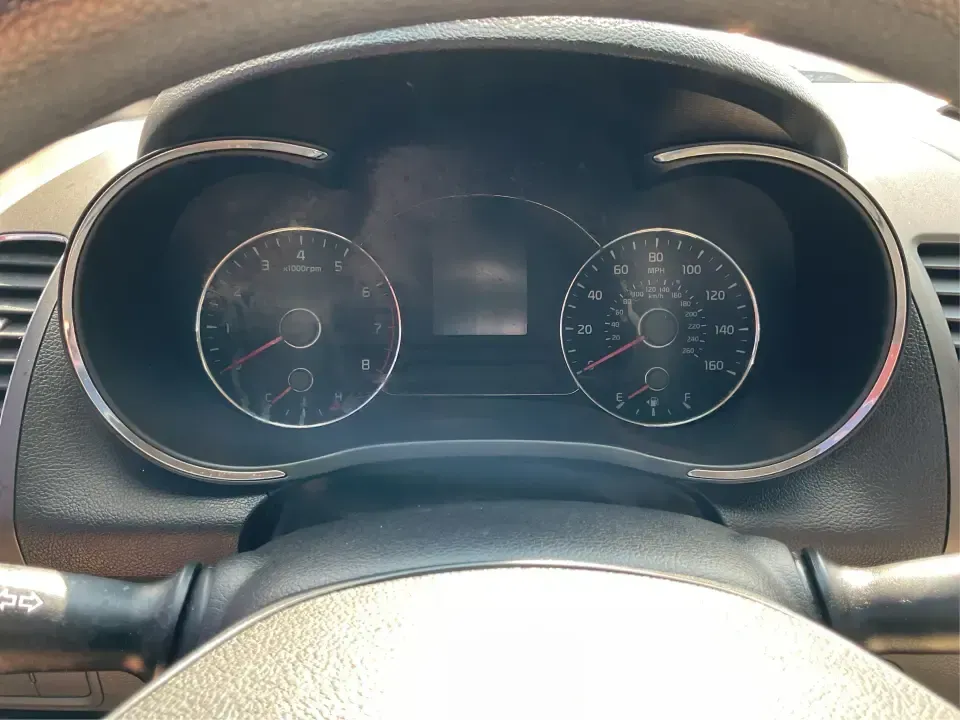 2018 Kia Forte LX (3KPFK4A73JE) with an 2L I-4 DOHC engine, 6M transmission, located at 1099 N County Rd 25A , Troy, OH, 45373, (937) 908-9800, 40.057079, -84.212883 - Discover a world of convenience and comfort with the 2018 Kia Forte LX, an ideal sedan for budget-conscious buyers and those seeking reliable transportation in Piqua, OH. Whether you're navigating the bustling streets of downtown or taking a scenic drive along the Great Miami River, this versatile v - Photo#15