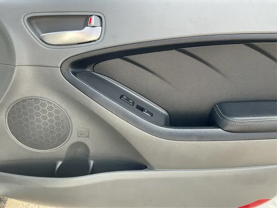 2018 Kia Forte LX (3KPFK4A73JE) with an 2L I-4 DOHC engine, 6M transmission, located at 1099 N County Rd 25A , Troy, OH, 45373, (937) 908-9800, 40.057079, -84.212883 - Discover a world of convenience and comfort with the 2018 Kia Forte LX, an ideal sedan for budget-conscious buyers and those seeking reliable transportation in Piqua, OH. Whether you're navigating the bustling streets of downtown or taking a scenic drive along the Great Miami River, this versatile v - Photo#18