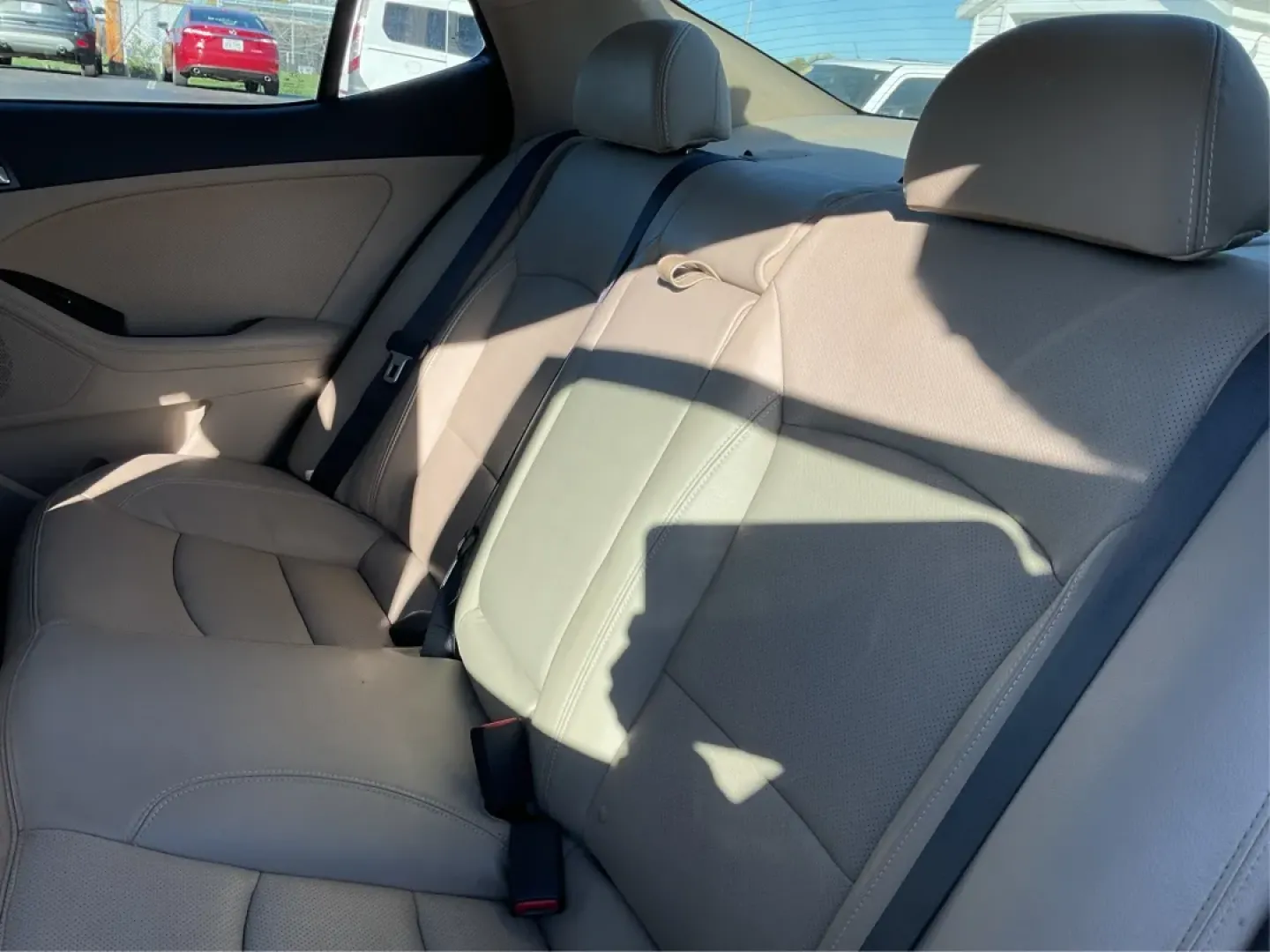 2012 Kia Optima EX (5XXGN4A70CG) with an 2.4L I-4 gasoline direct injection engine, located at 1951 S Dayton Lakeview Rd., New Carlisle, OH, 45344, (937) 908-9800, 39.890999, -84.050255 - Elevate your driving experience with this stunning 2012 Kia Optima EX, a perfect blend of style, comfort, and reliability. Ideal for budget-conscious buyers and growing families alike, this sedan is designed to meet your daily commuting needs while offering the space and features essential for both - Photo#10