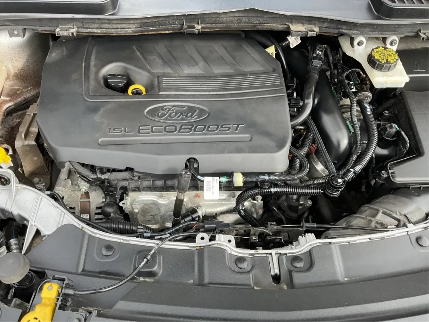2018 Ford Escape SE (1FMCU0GD0JU) with an Other engine, located at 4508 South Dixie Dr, Moraine, OH, 45439, (937) 908-9800, 39.689976, -84.218452 - **Adventure Awaits: Your Perfect 2018 Ford Escape SE at Advantage Car and Credit Moraine**<br /> <br /> Are you ready to elevate your daily commute and weekend adventures? Discover a lifestyle of convenience and comfort with the 2018 Ford Escape SE available now at Advantage Car and Credit Moraine - Photo#11