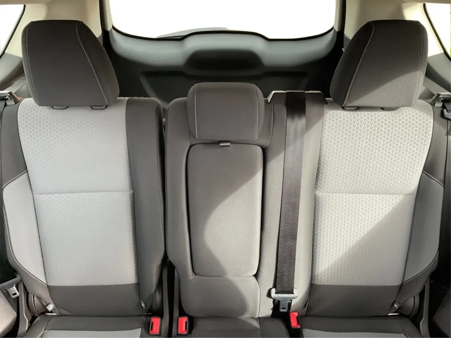 2018 Ford Escape SE (1FMCU0GD0JU) with an Other engine, located at 4508 South Dixie Dr, Moraine, OH, 45439, (937) 908-9800, 39.689976, -84.218452 - **Adventure Awaits: Your Perfect 2018 Ford Escape SE at Advantage Car and Credit Moraine**<br /> <br /> Are you ready to elevate your daily commute and weekend adventures? Discover a lifestyle of convenience and comfort with the 2018 Ford Escape SE available now at Advantage Car and Credit Moraine - Photo#14