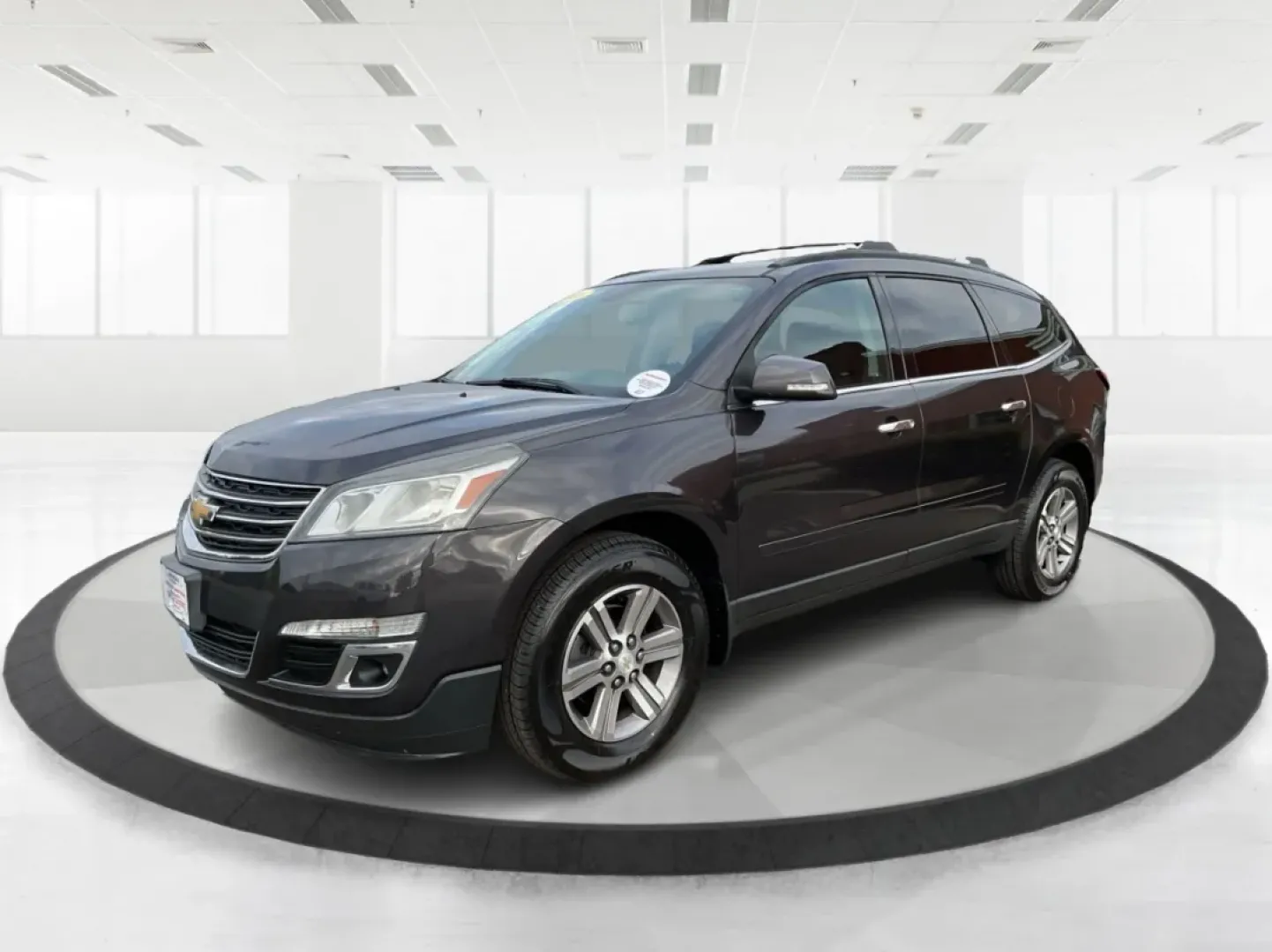 2016 Chevrolet Traverse 1LT (1GNKVGKD5GJ) with an 3.6L V-6 gasoline direct injection engine, located at 1951 S Dayton Lakeview Rd., New Carlisle, OH, 45344, (937) 908-9800, 39.890999, -84.050255 - ### Experience Adventure Every Day in the 2016 Chevrolet Traverse<br /> <br /> Are you ready to elevate your family adventures or daily commutes in a vehicle that seamlessly combines comfort, space, and capability? The 2016 Chevrolet Traverse is not just an SUV; it's your ticket to unforgettable roa - Photo#8