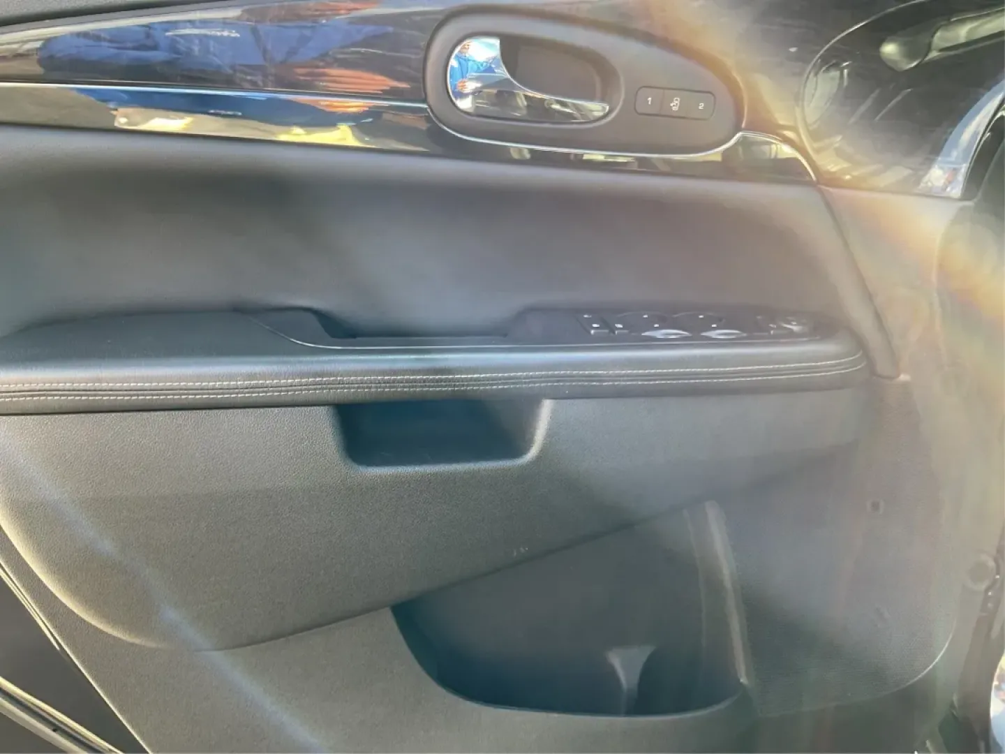 2016 Buick Enclave Leather (5GAKVBKD6GJ) with an 3.6L V-6 gasoline direct injection engine, located at 8750 N County Rd 25A, Piqua, OH, 45356, (937) 908-9800, 40.164391, -84.232513 - **Elevate Your Adventures with the 2016 Buick Enclave Now Available at Advantage Car and Credit - Piqua!**<br /> <br /> Are you ready to redefine your family outings or weekend getaways? The 2016 Buick Enclave is your go-to vehicle for creating unforgettable memories on the road while ensuring comf - Photo#18