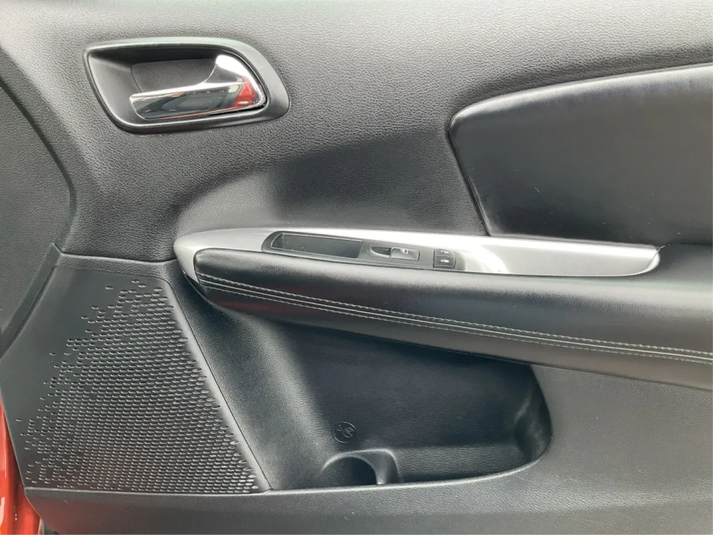 2012 Dodge Journey SE/AVP (3C4PDCAB8CT) with an 2.4L I-4 DOHC engine, located at 880 E. National Road, Vandalia, OH, 45377, (937) 908-9800, 39.891918, -84.183594 - **Discover the Perfect Family SUV: 2012 Dodge Journey at Advantage Car and Credit - Vandalia**<br /> <br /> Are you in search of a reliable family SUV that balances comfort, space, and affordability? Look no further than this striking 2012 Dodge Journey, available now at Advantage Car and Credit, lo - Photo#18