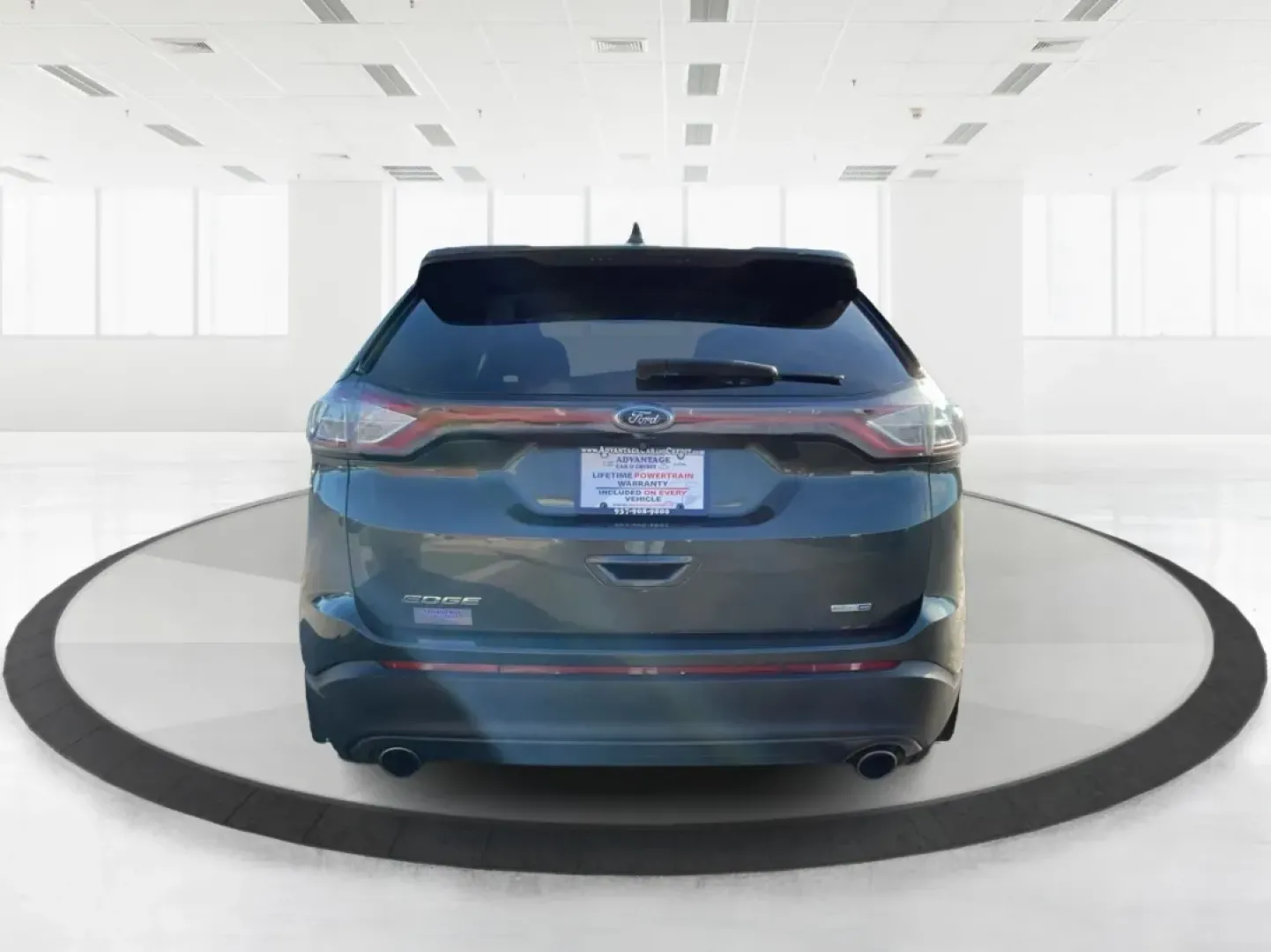 2015 Ford Edge SE (2FMTK4G93FB) with an Other engine, located at 1230 East Main St, Xenia, OH, 45385, (937) 908-9800, 39.688026, -83.910172 - **Discover Adventure with the 2015 Ford Edge SE at Advantage Car and Credit - Xenia, OH!**<br /> <br /> Are you ready to elevate your lifestyle? Whether you're commuting to work, shuttling the kids to school, or planning weekend adventures, the 2015 Ford Edge SE is the perfect companion for all your - Photo#3