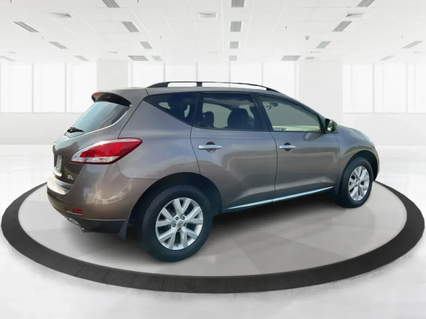 2013 Nissan Murano SL (JN8AZ1MU0DW) with an 3.5L V-6 DOHC engine, located at 4508 South Dixie Dr, Moraine, OH, 45439, (937) 908-9800, 39.689976, -84.218452 - Experience the perfect blend of comfort and versatility with the 2013 Nissan Murano SL, an ideal choice for growing families, outdoor enthusiasts, or anyone seeking a reliable vehicle for daily commutes. At Advantage Car and Credit - Moraine, located at 4508 South Dixie Dr, Moraine, OH 45439, we und - Photo#2